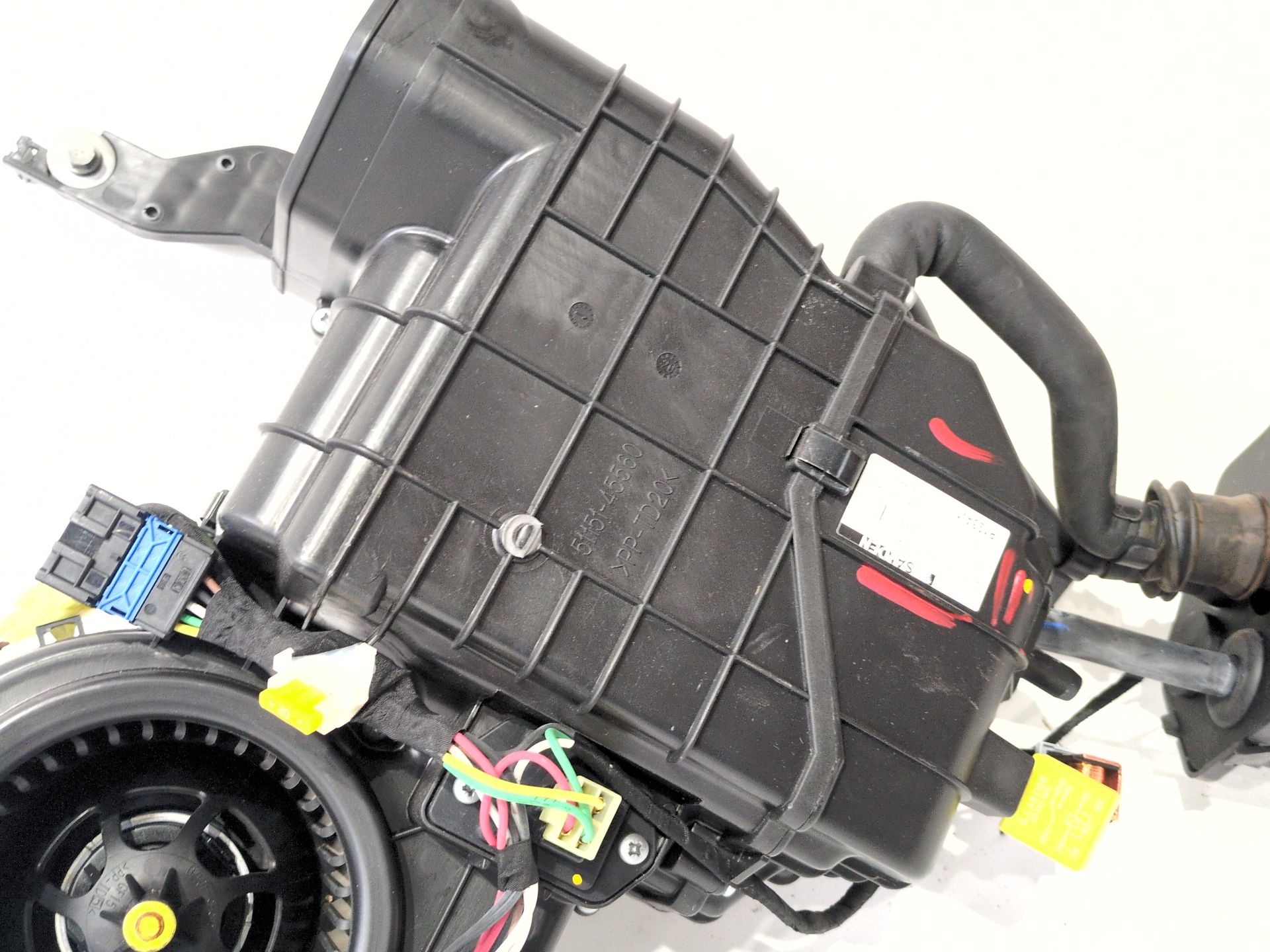 calefaccion_entera_normal_738102651r_93458895_renault_trafic_iii_autobus_jg_2_0_dci_150_jgmu