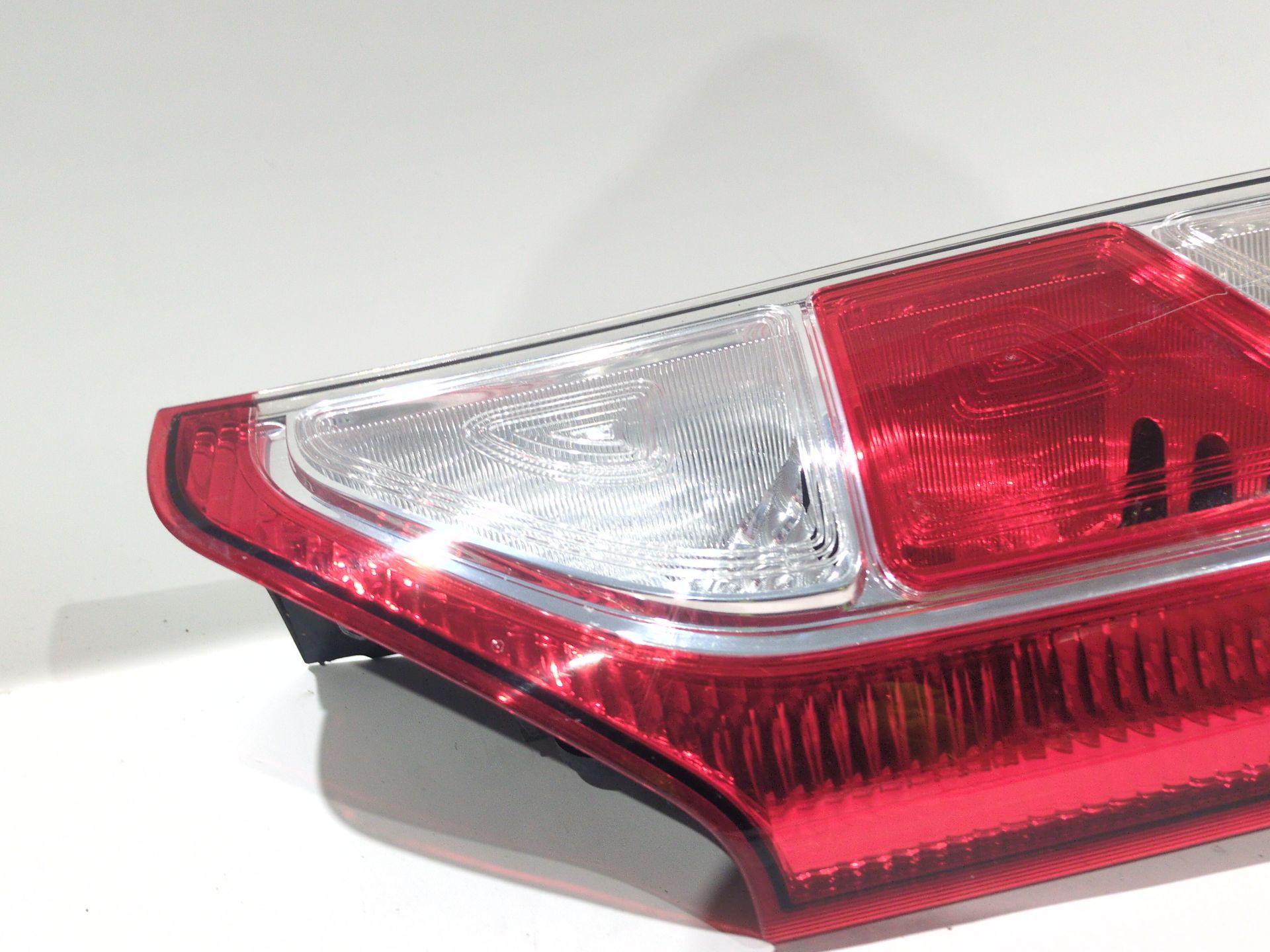 piloto_trasero_derecho_265506747r_renault_kangoo_express_fw0_1_1_5_dci_90_fw0g_fw05_fw08_fw11