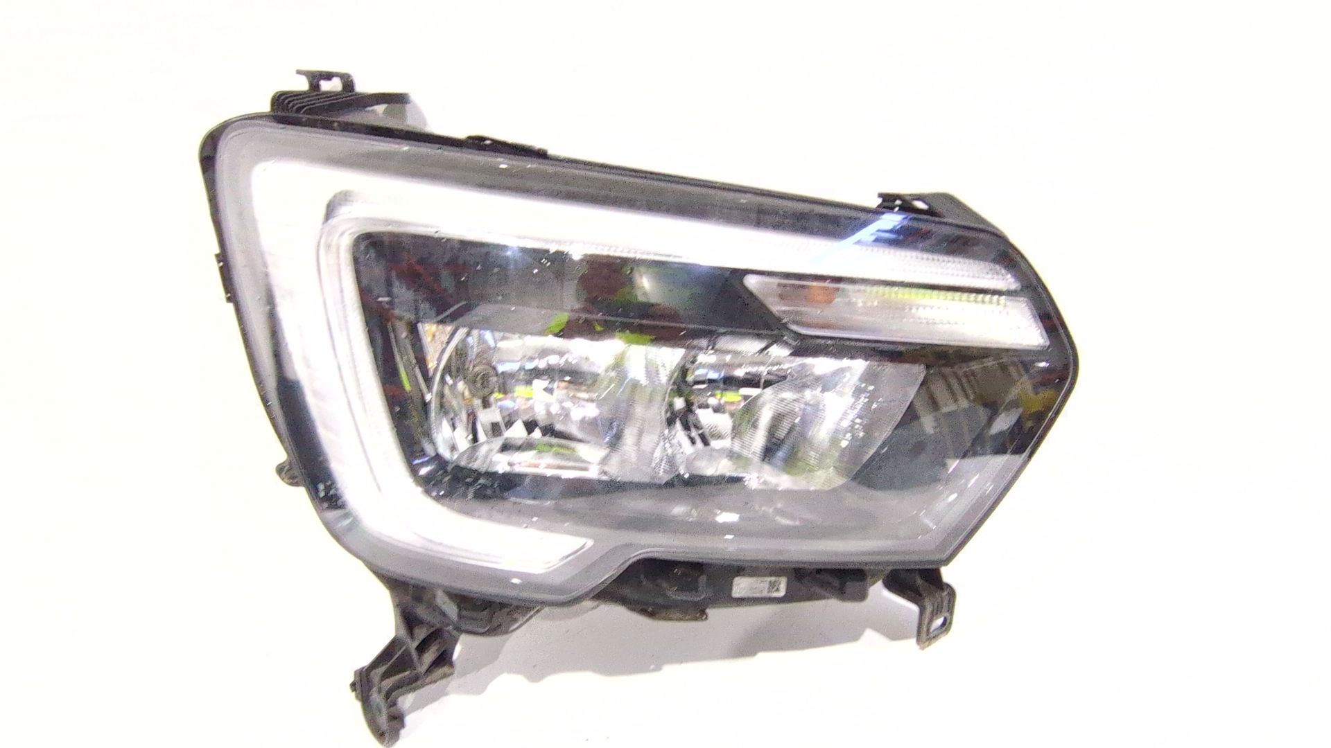 faro_derecho_260105567r_renault_master_iii_furgoneta_fv_2_3_dci_135_fwd_fv0n_fv08