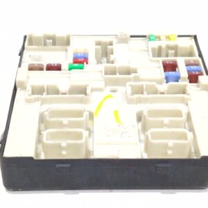 caja_reles_fusibles_284b68764r_renault_kangoo_express_fw0_1_1_5_dci_90_fw0g_fw05_fw08_fw11