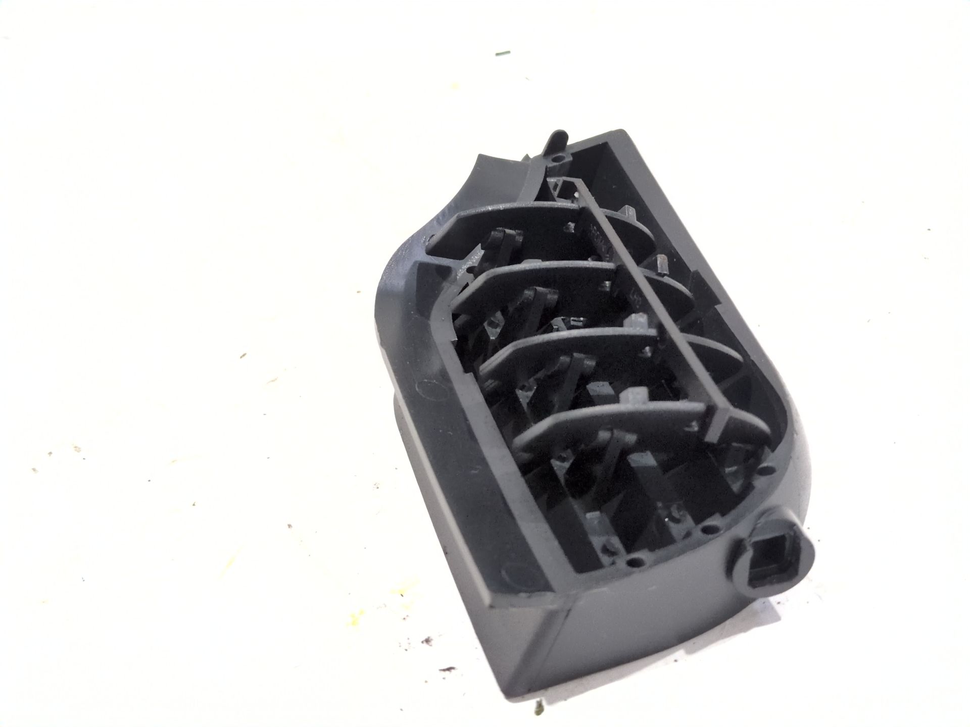 rejilla_aireadora_sin_referencia_renault_kangoo_express_fw0_1_1_5_dci_90_fw0g_fw05_fw08_fw11