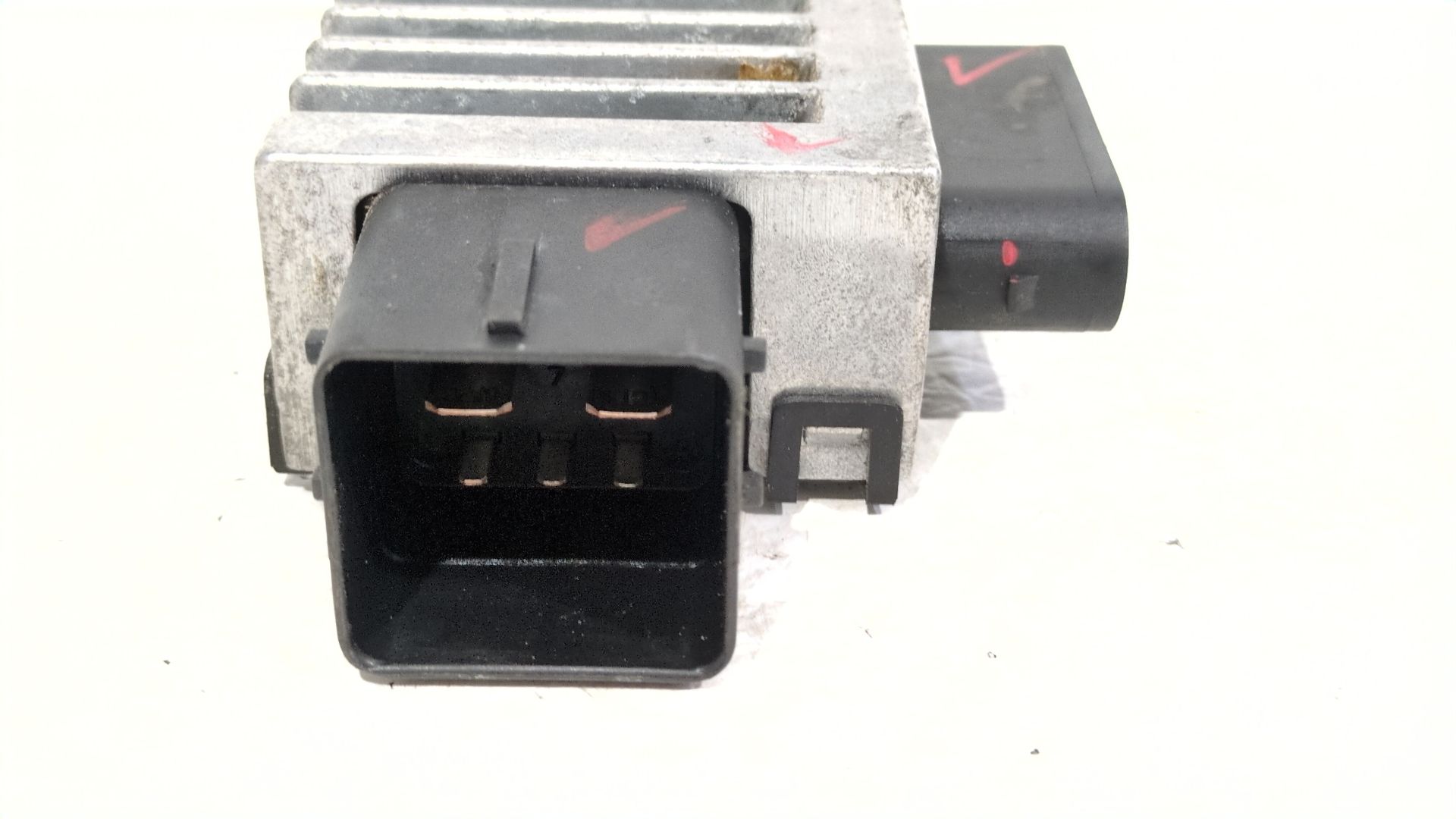 caja_precalentamiento_271203982r_renault_master_iii_furgoneta_fv_2_3_dci_135_fwd_fv0n_fv08