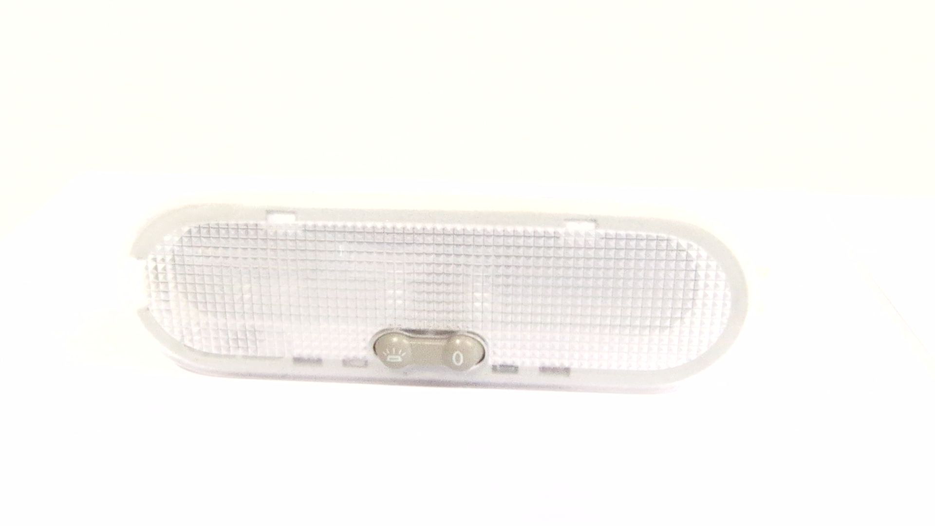 luz_interior_8200074362_dacia_lodgy_js_1_5_blue_dci_95_jsjl