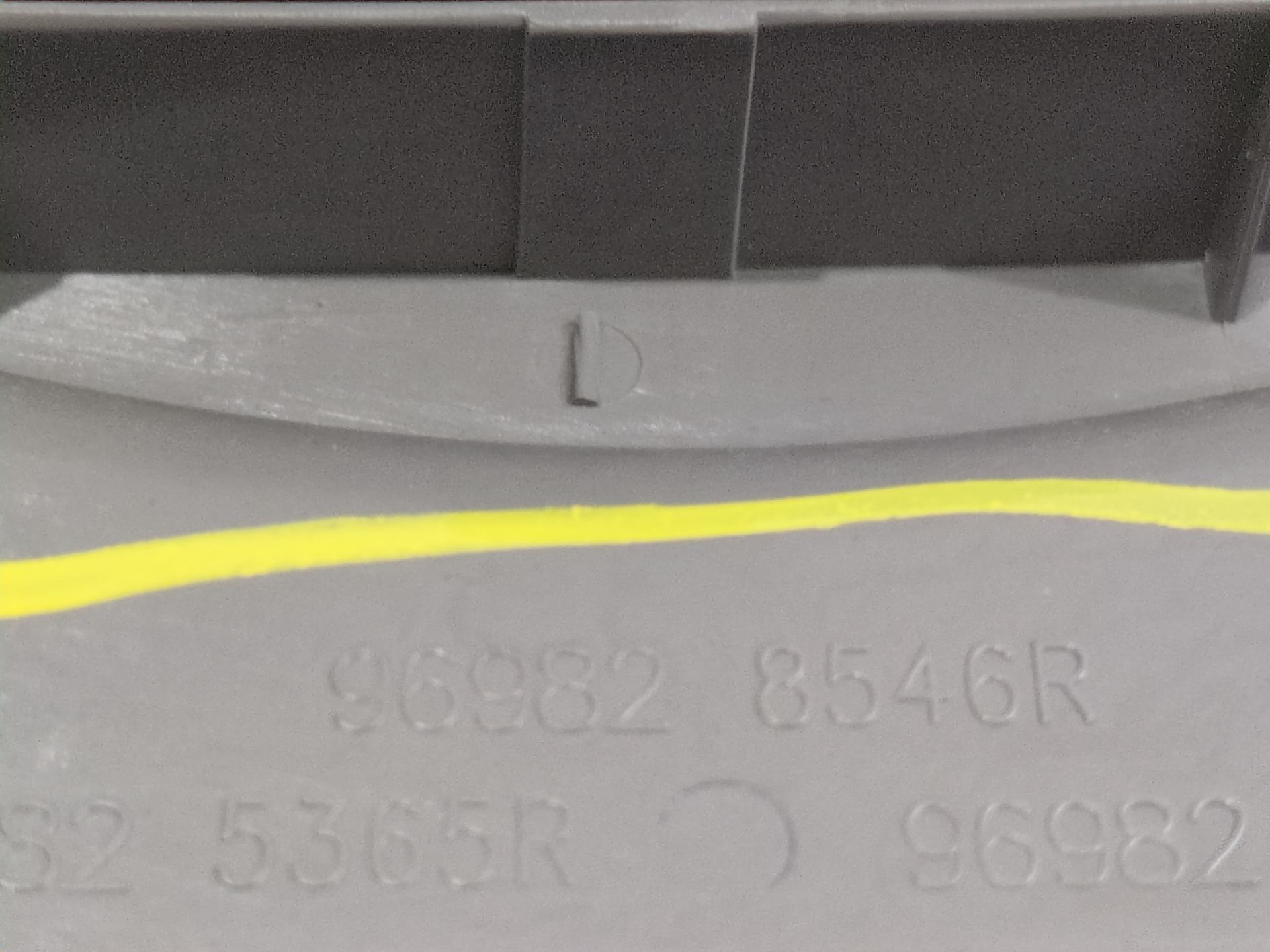 luz_interior_969828546r_renault_master_iii_furgoneta_fv_2_3_dci_110_fwd_fv0r_fv0w