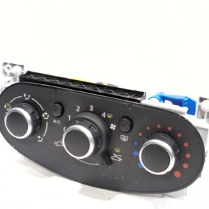 mando_calefaccion_a_a_t83703a_dacia_sandero_ii_b8_1_5_blue_dci_95_b8jl