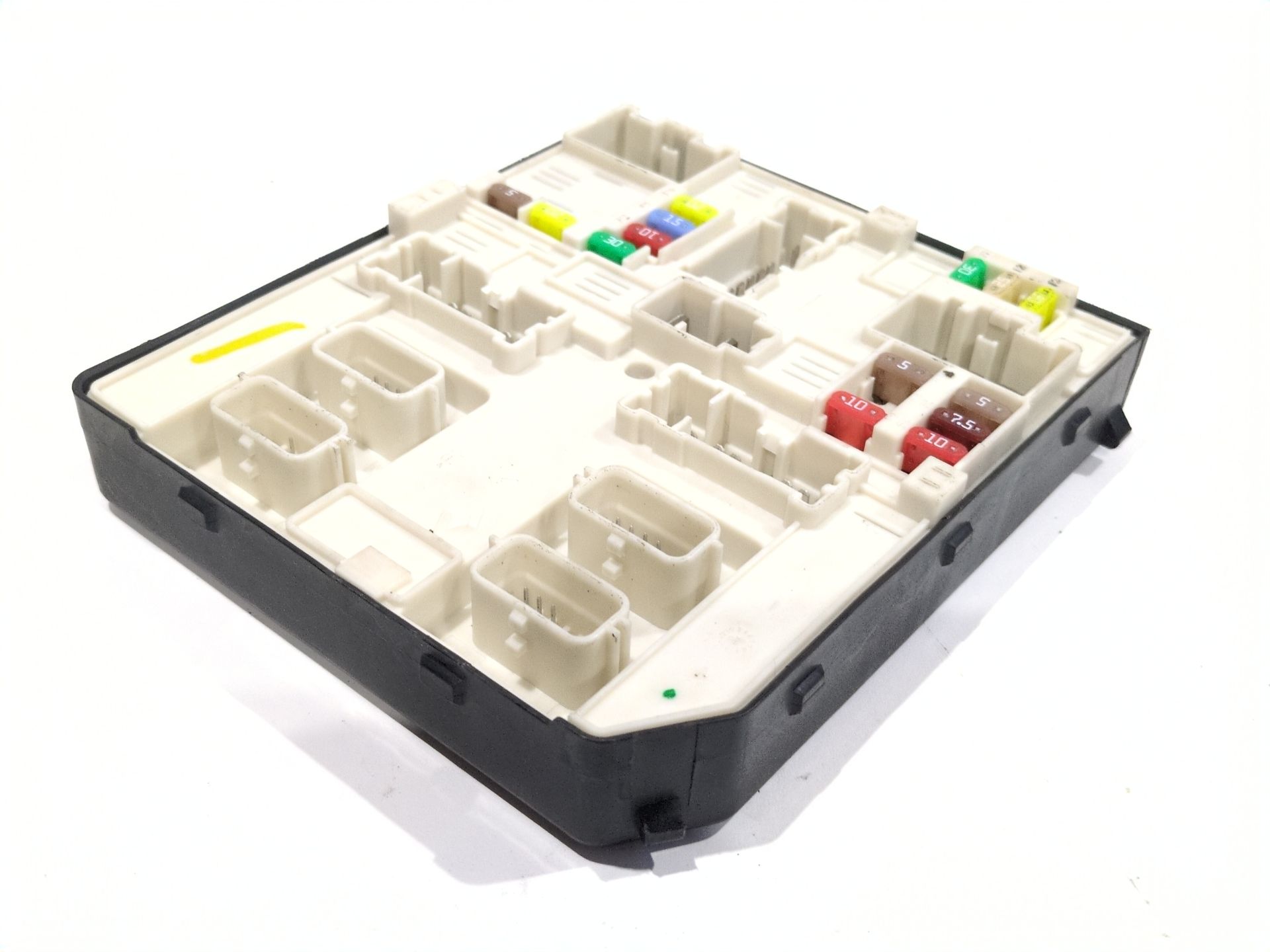 caja_reles_fusibles_284b67570r_renault_master_iii_furgoneta_fv_2_3_dci_110_fwd_fv0r_fv0w