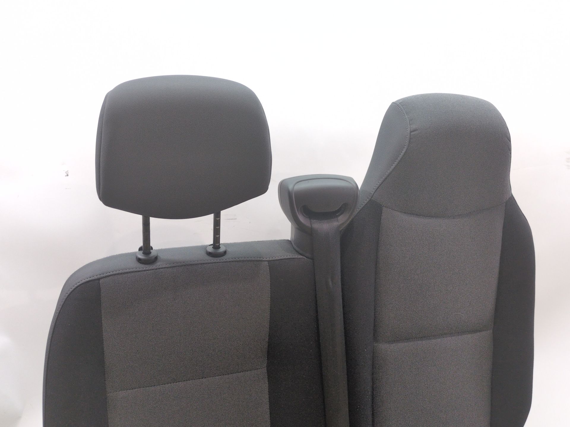 asiento_delantero_medio_y_derecho_sin_referencia_renault_master_iii_furgoneta_fv_2_3_dci_110_fwd_fv0r_fv0w