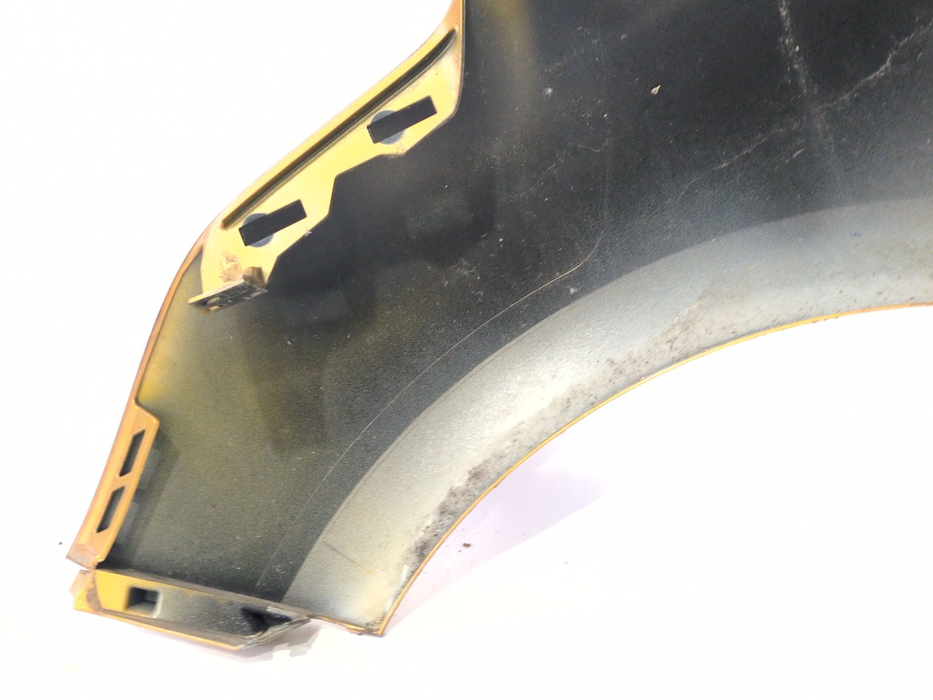 aleta_delantera_derecha_631001130r_renault_scenic_iv_j9_1_7_blue_dci_120_j9a7_j9a8