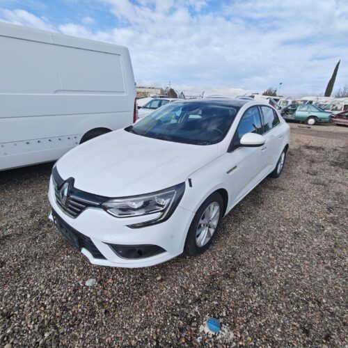 RENAULT MEGANE IV SEDÁN