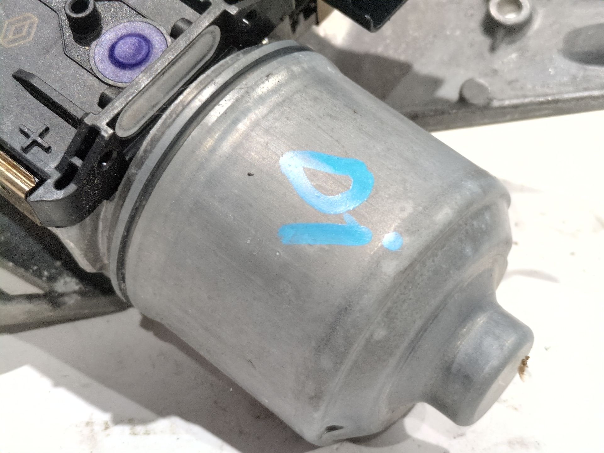 motor_limpia_delantero_izquierdo_288a54125r_renault_scenic_iv_j9_1_7_blue_dci_120_j9a7_j9a8