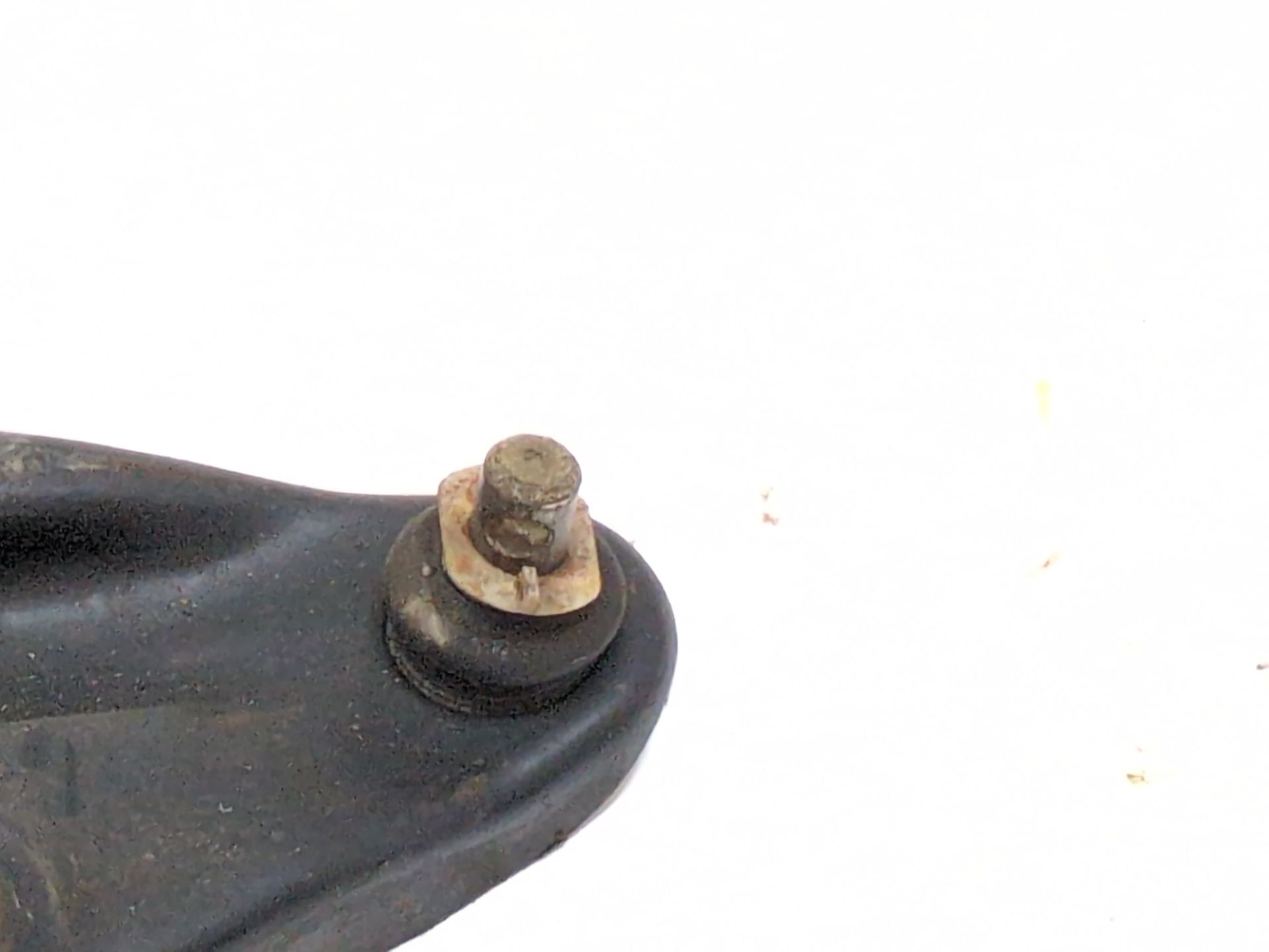 brazo_suspension_inferior_delantero_derecho_545001064r_dacia_sandero_ii_b8_1_5_blue_dci_95_b8jl