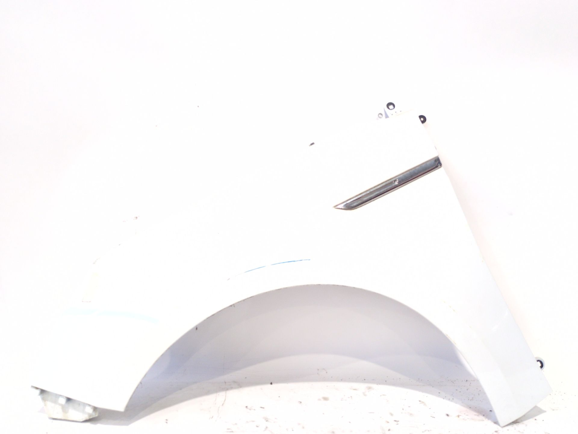 aleta_delantera_izquierda_631016669r_renault_megane_iv_sedan_1_5_blue_dci_115_lva6