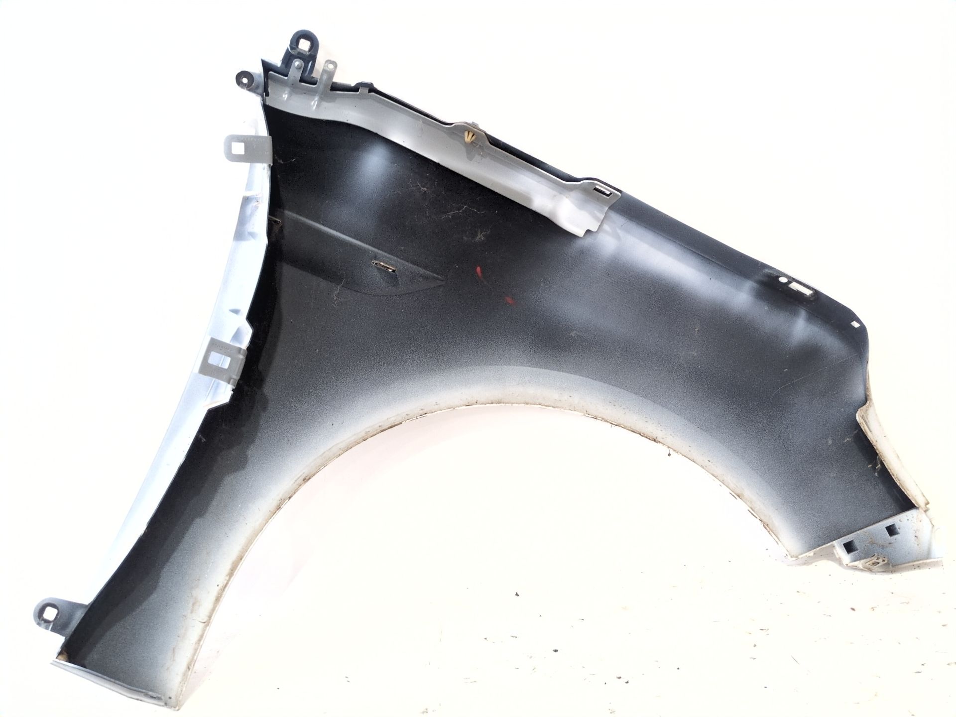 aleta_delantera_izquierda_631016669r_renault_megane_iv_sedan_1_5_blue_dci_115_lva6