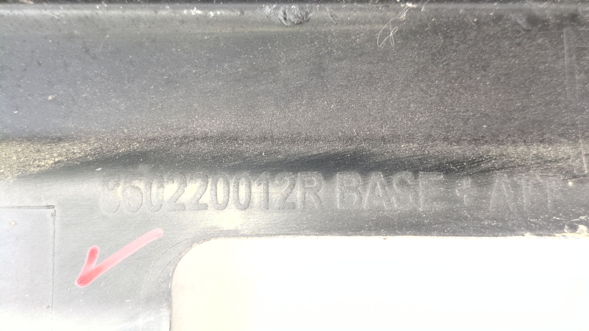 paragolpes_trasero_850220012r_renault_master_iii_furgoneta_fv_2_3_dci_180_fwd_fv04