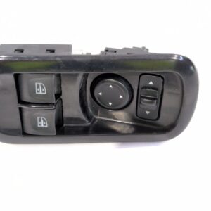 mando_elevalunas_delantero_izquierdo_264118722r_255704283r_renault_master_iii_furgoneta_fv_2_3_dci_180_fwd_fv04