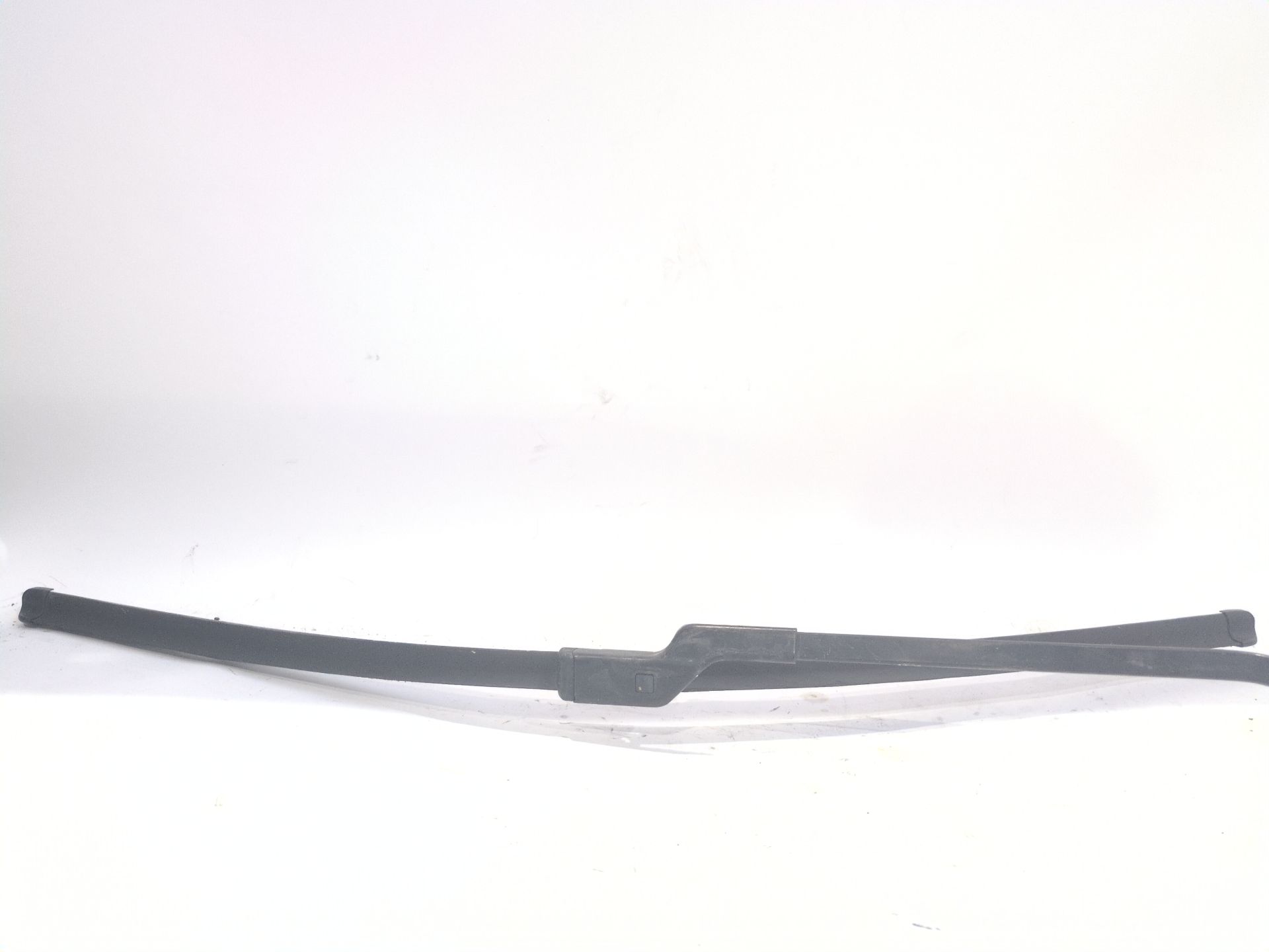 brazo_limpia_delantero_derecho_288811567r_renault_scenic_iv_j9_1_7_blue_dci_120_j9a7_j9a8