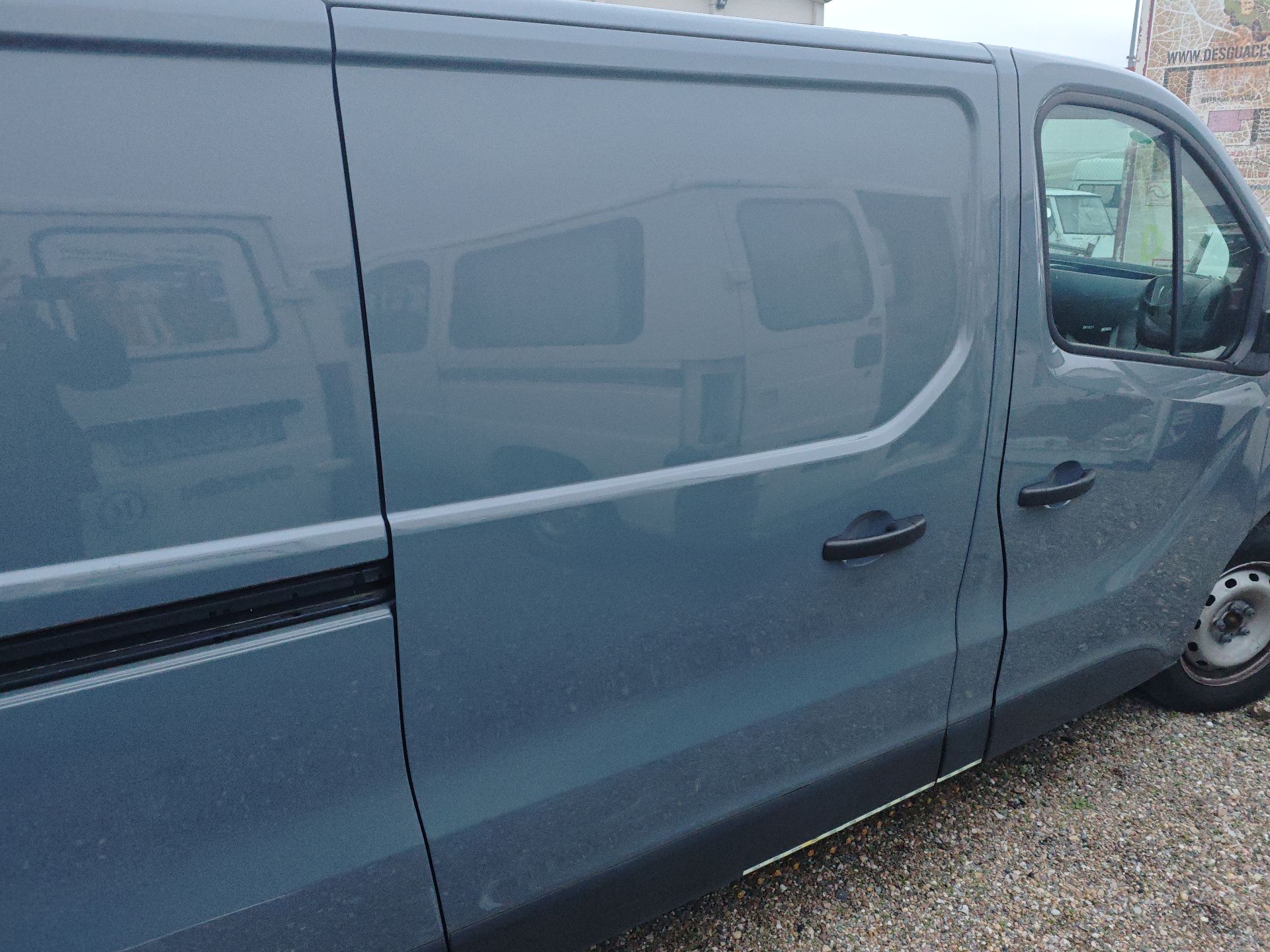 puerta_corredera_lateral_derecha_renault_trafic_iii_furgoneta_fg_2_0_dci_120_fgmn