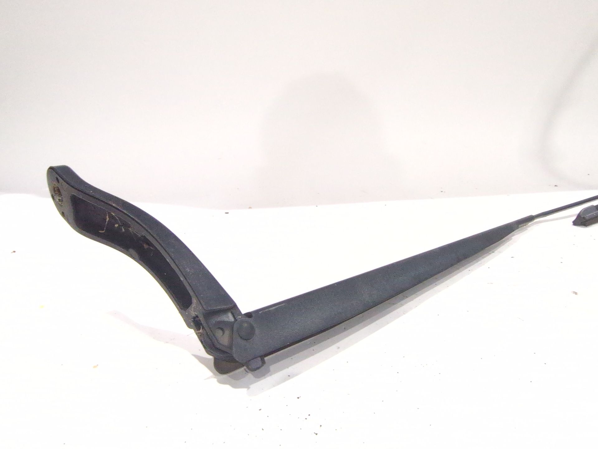 brazo_limpia_delantero_derecho_288868720r_renault_megane_iv_sedan_1_5_blue_dci_115_lva6