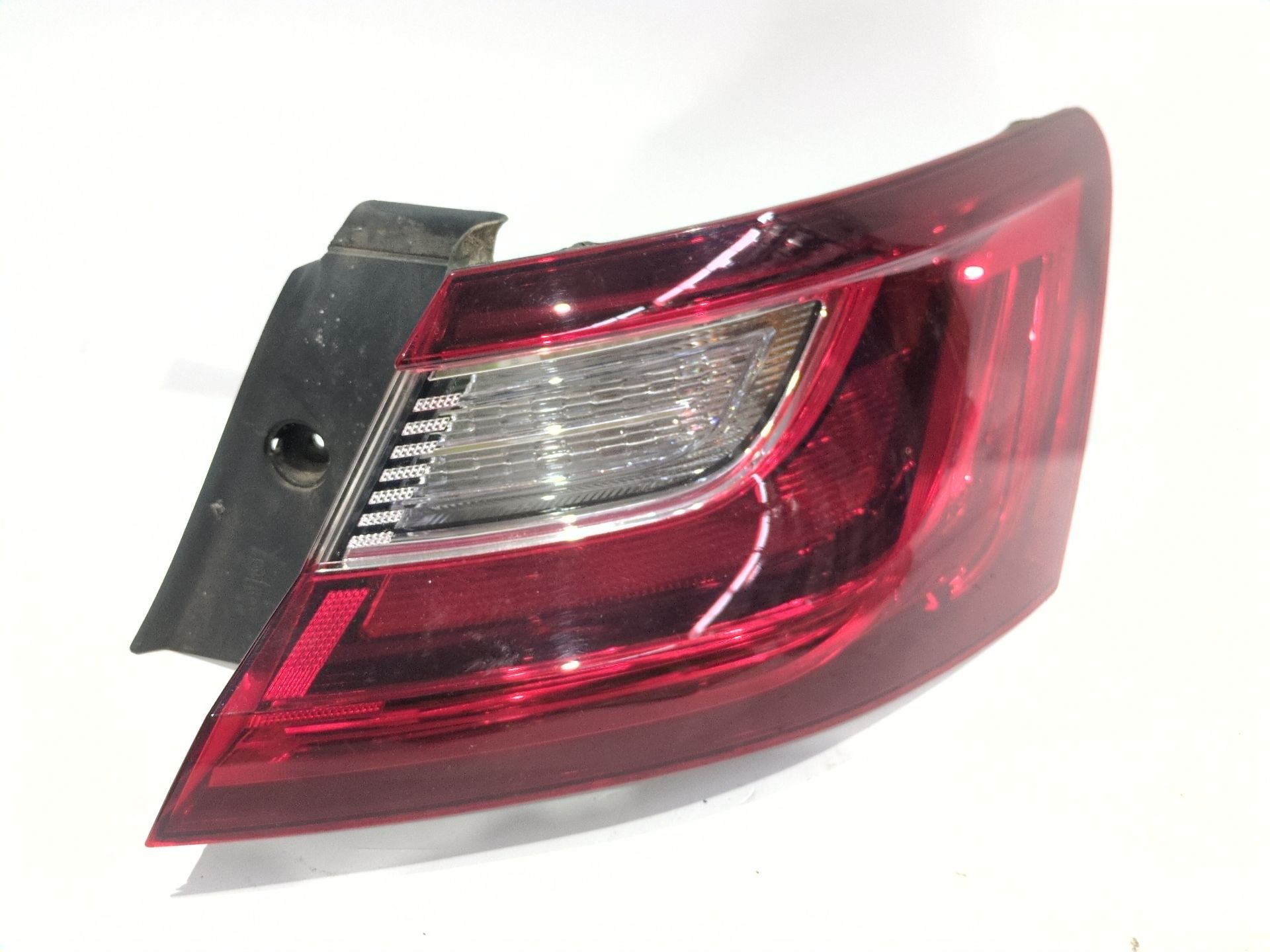 piloto_trasero_derecho_exterior_265507297r_renault_megane_iv_sedan_1_5_blue_dci_115_lva6