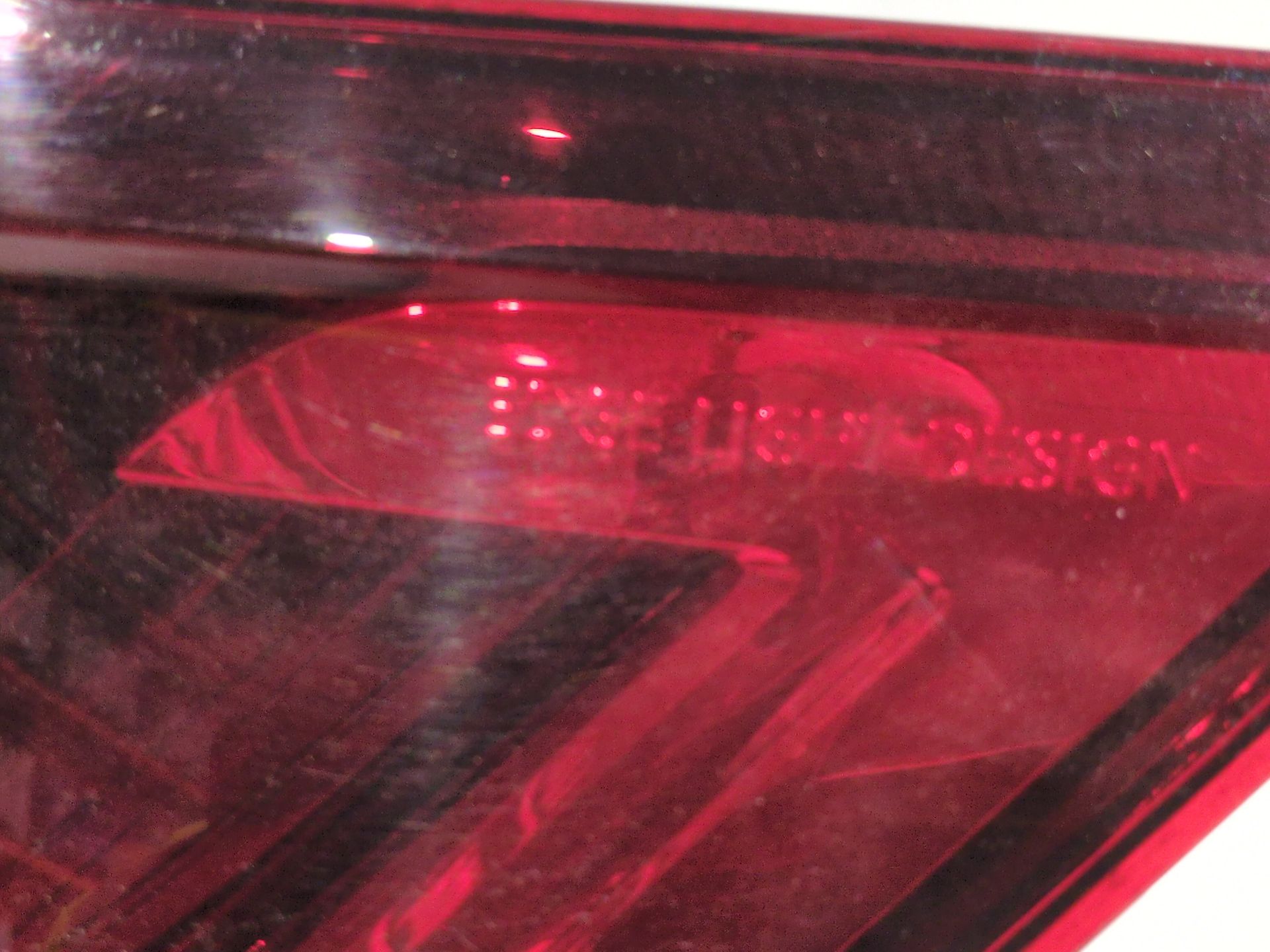 piloto_trasero_derecho_exterior_265507297r_renault_megane_iv_sedan_1_5_blue_dci_115_lva6