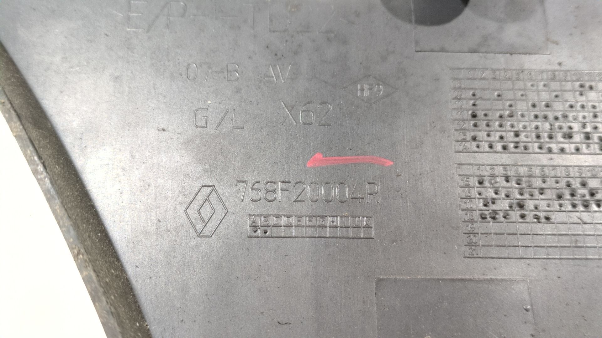 moldura_lateral_768f20004r_renault_master_iii_furgoneta_fv_2_3_dci_180_fwd_fv04