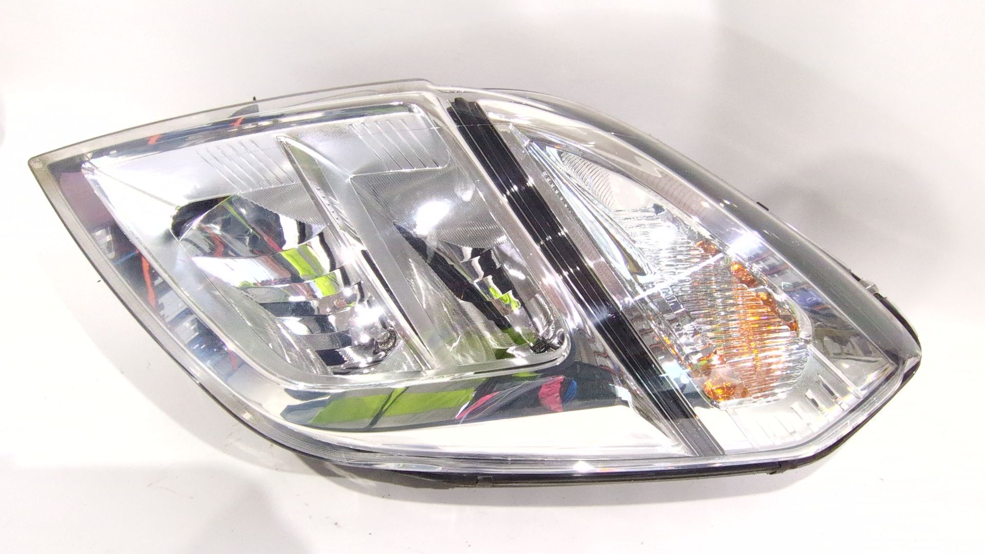 faro_izquierdo_26060bz50a_renault_master_iii_furgoneta_fv_2_3_dci_180_fwd_fv04