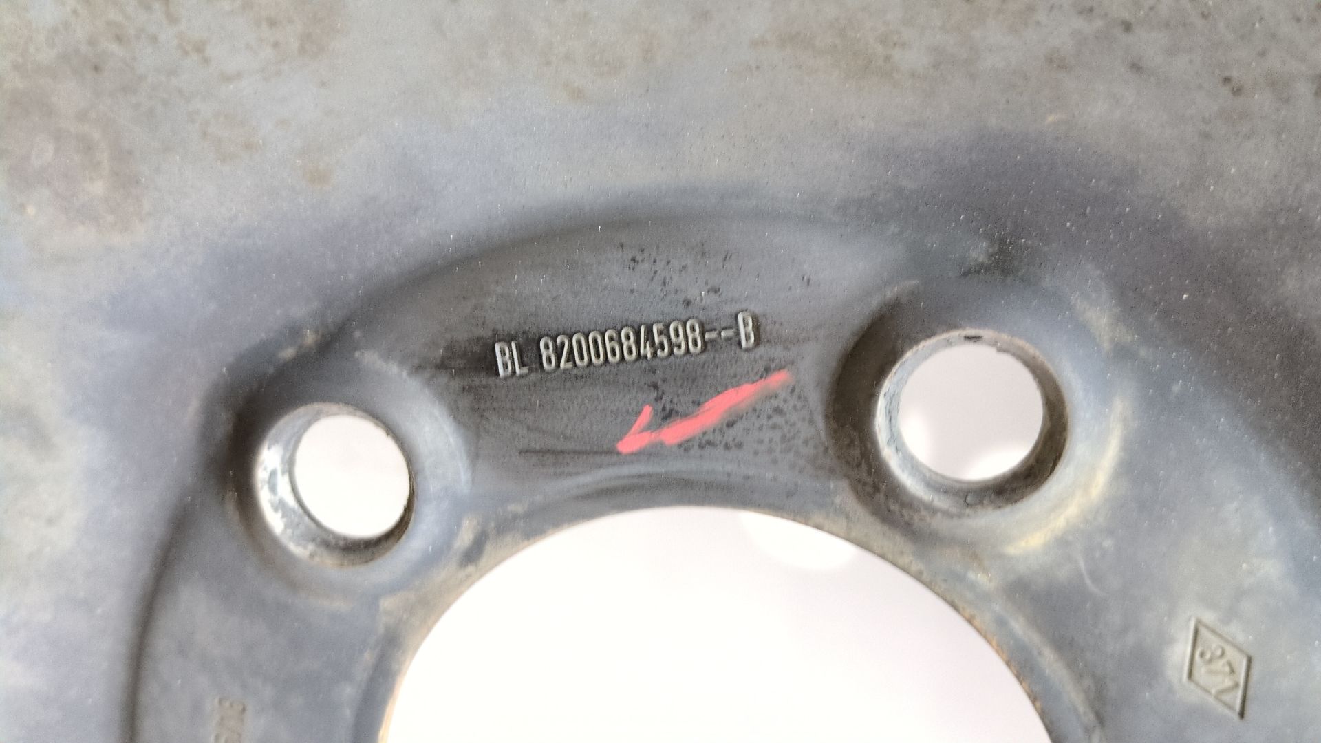 llanta_chapa_8200684598r_renault_master_iii_furgoneta_fv_2_3_dci_180_fwd_fv04