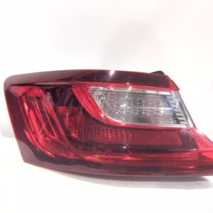 piloto_trasero_izquierdo_exterior_265558986r_renault_megane_iv_sedan_1_5_blue_dci_115_lva6