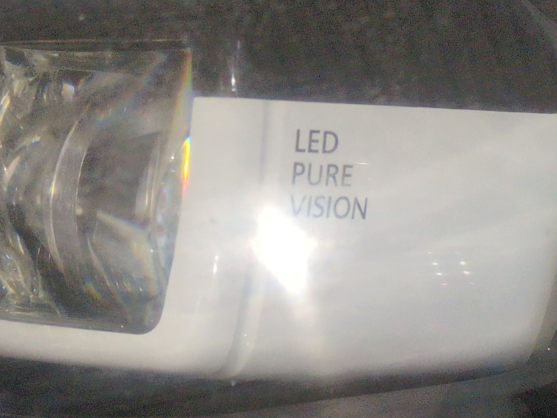 faro_izquierdo_260601197r_renault_megane_iv_sedan_1_5_blue_dci_115_lva6