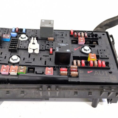 CAJA RELES / FUSIBLES CHEVROLET VOLT EV 150