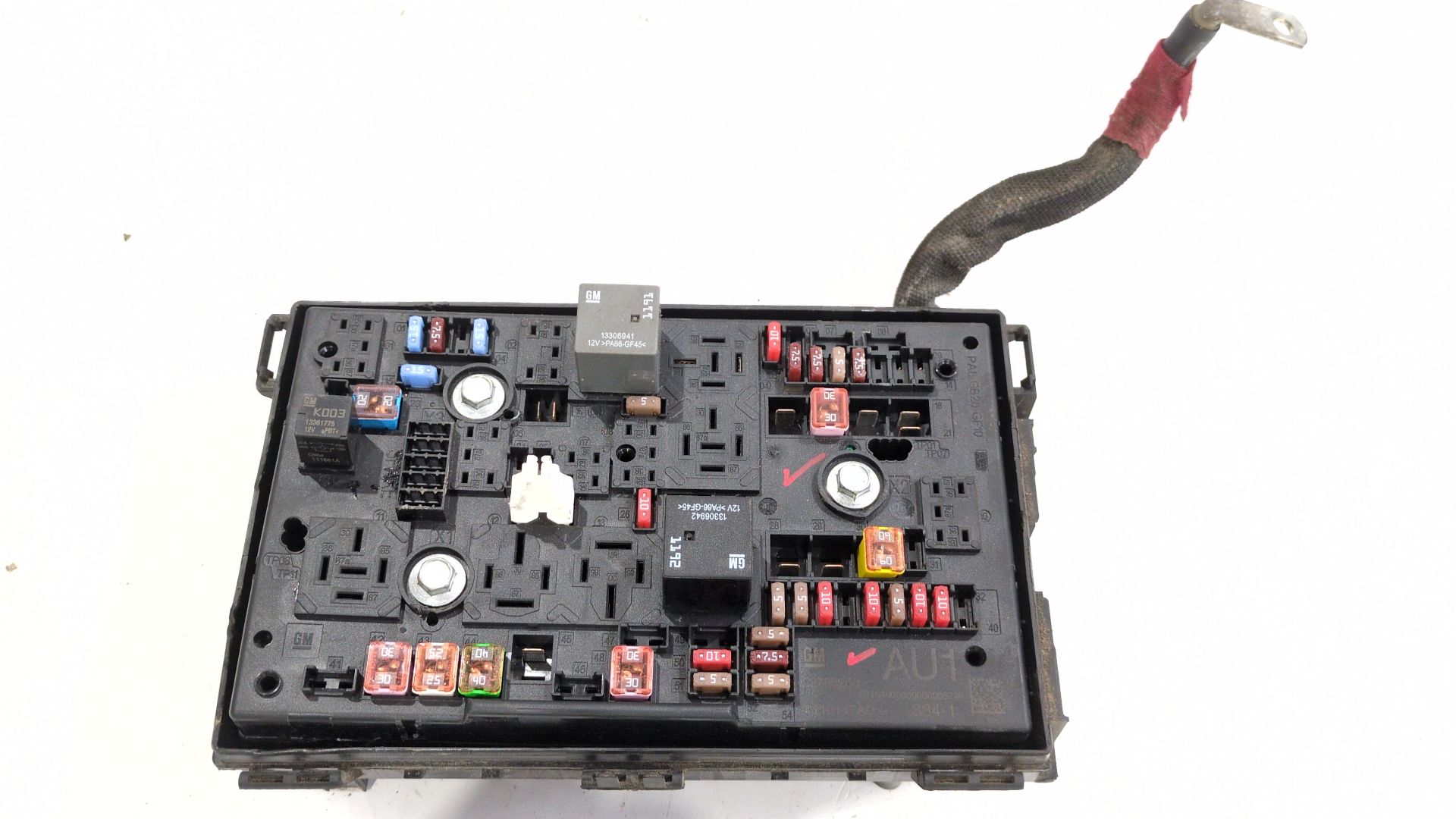 caja_reles_fusibles_22785253_1110117ad_chevrolet_volt_ev_150