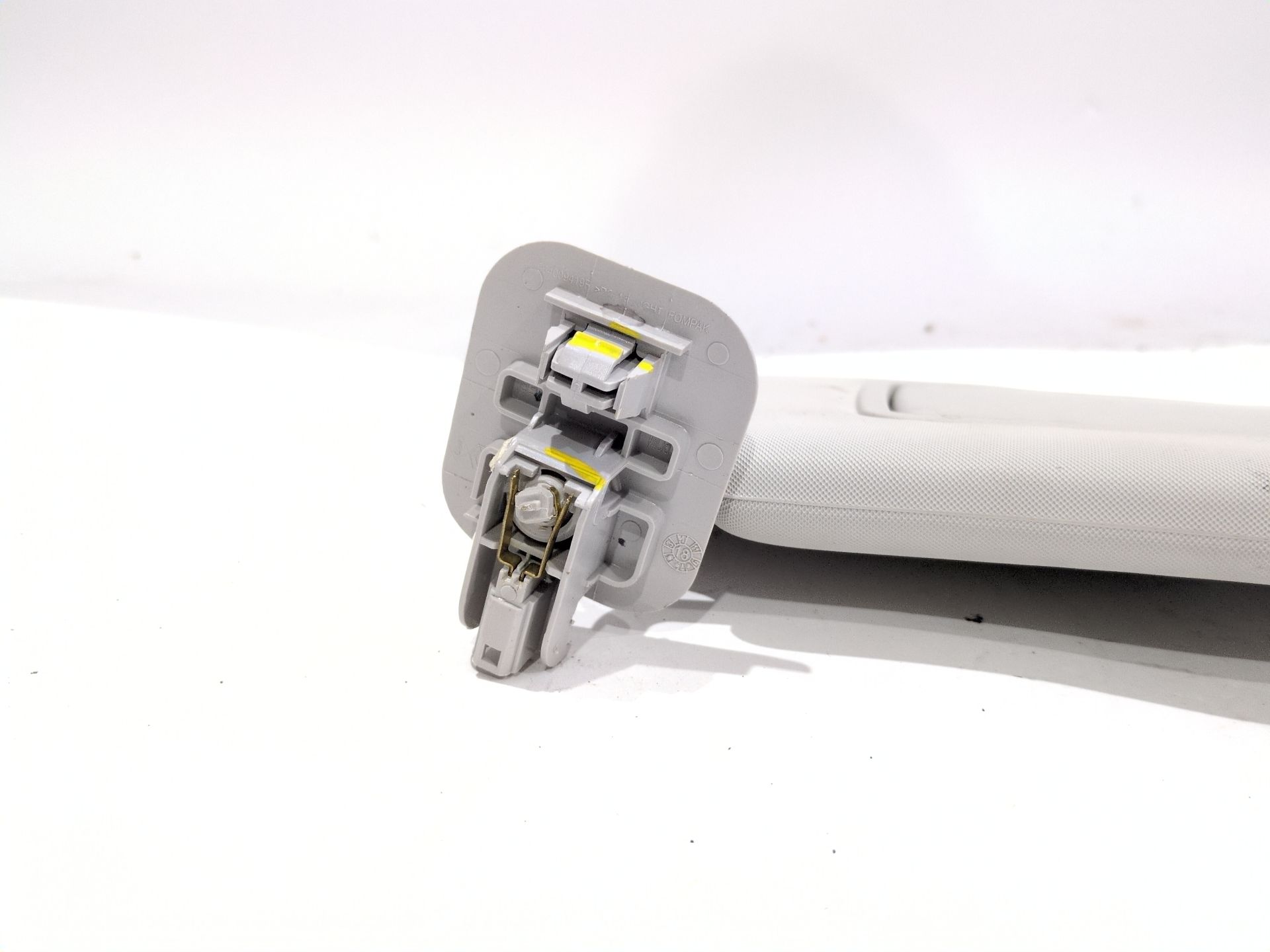 parasol_derecho_964001752r_renault_megane_iv_sedan_1_5_blue_dci_115_lva6