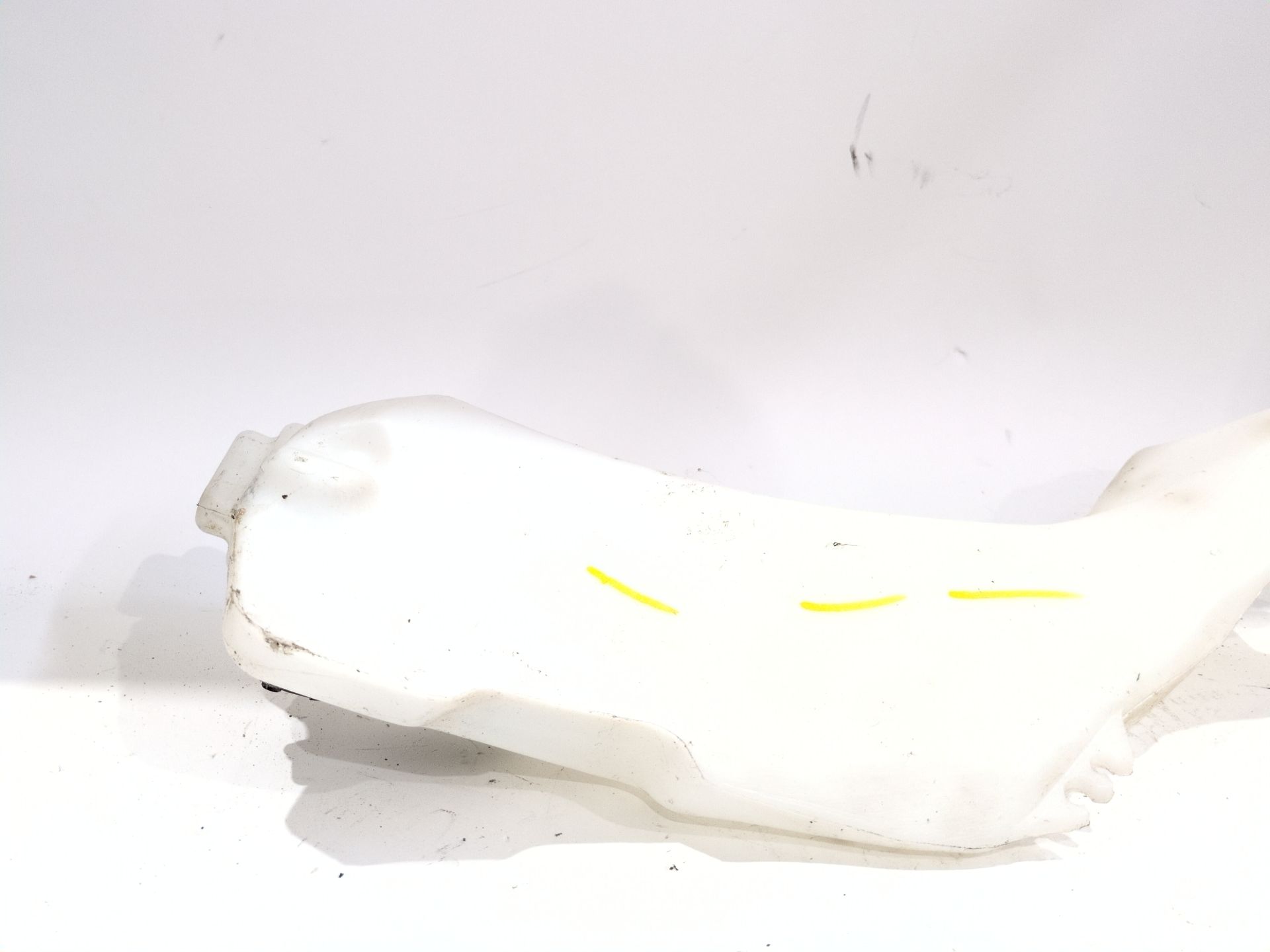 deposito_limpia_sin_referencia_renault_megane_iv_sedan_1_5_blue_dci_115_lva6