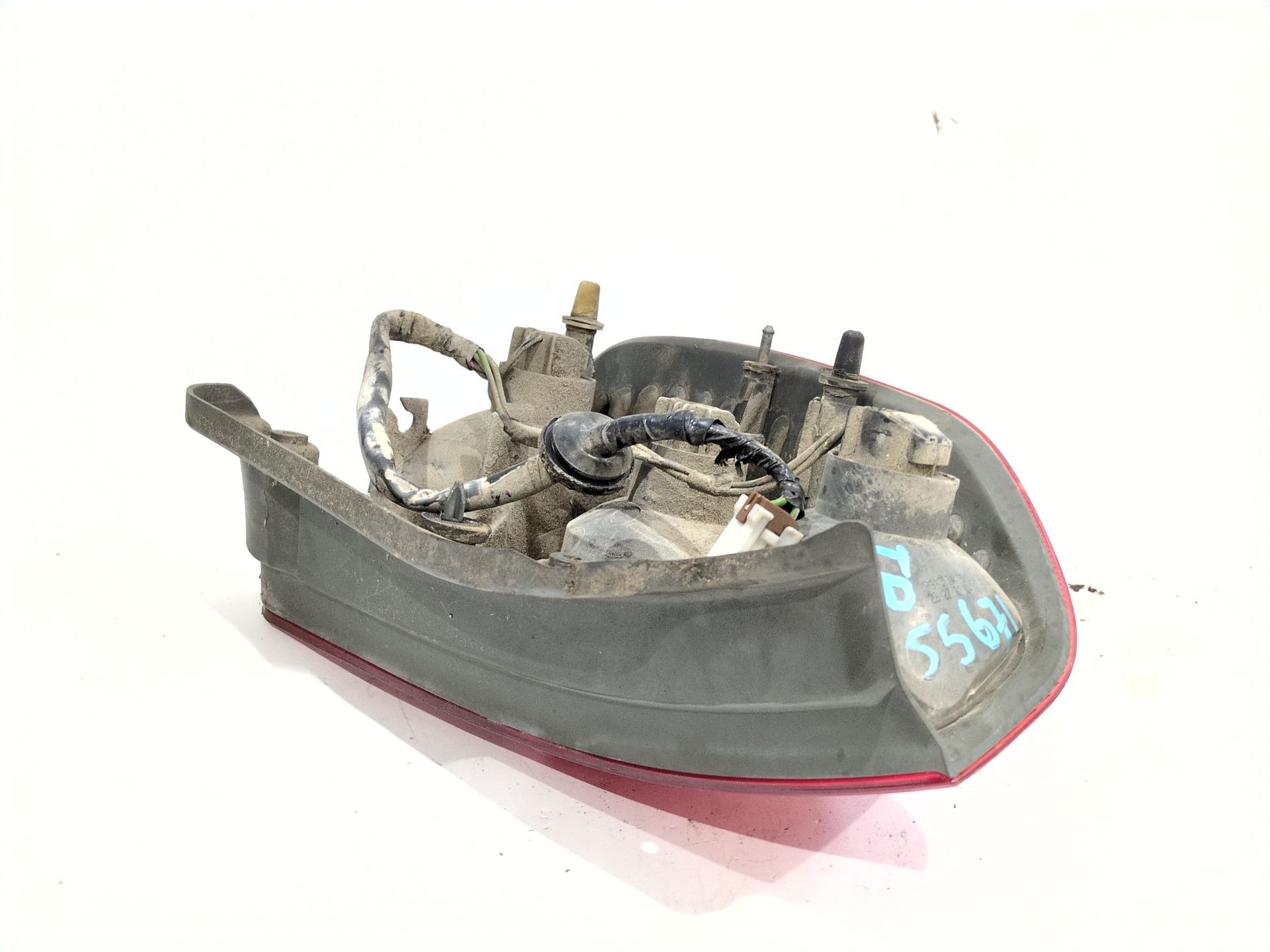 piloto_trasero_derecho_sin_referencia_mitsubishi_space_star_monospace_dg_a_1_9_di_d_dg4a