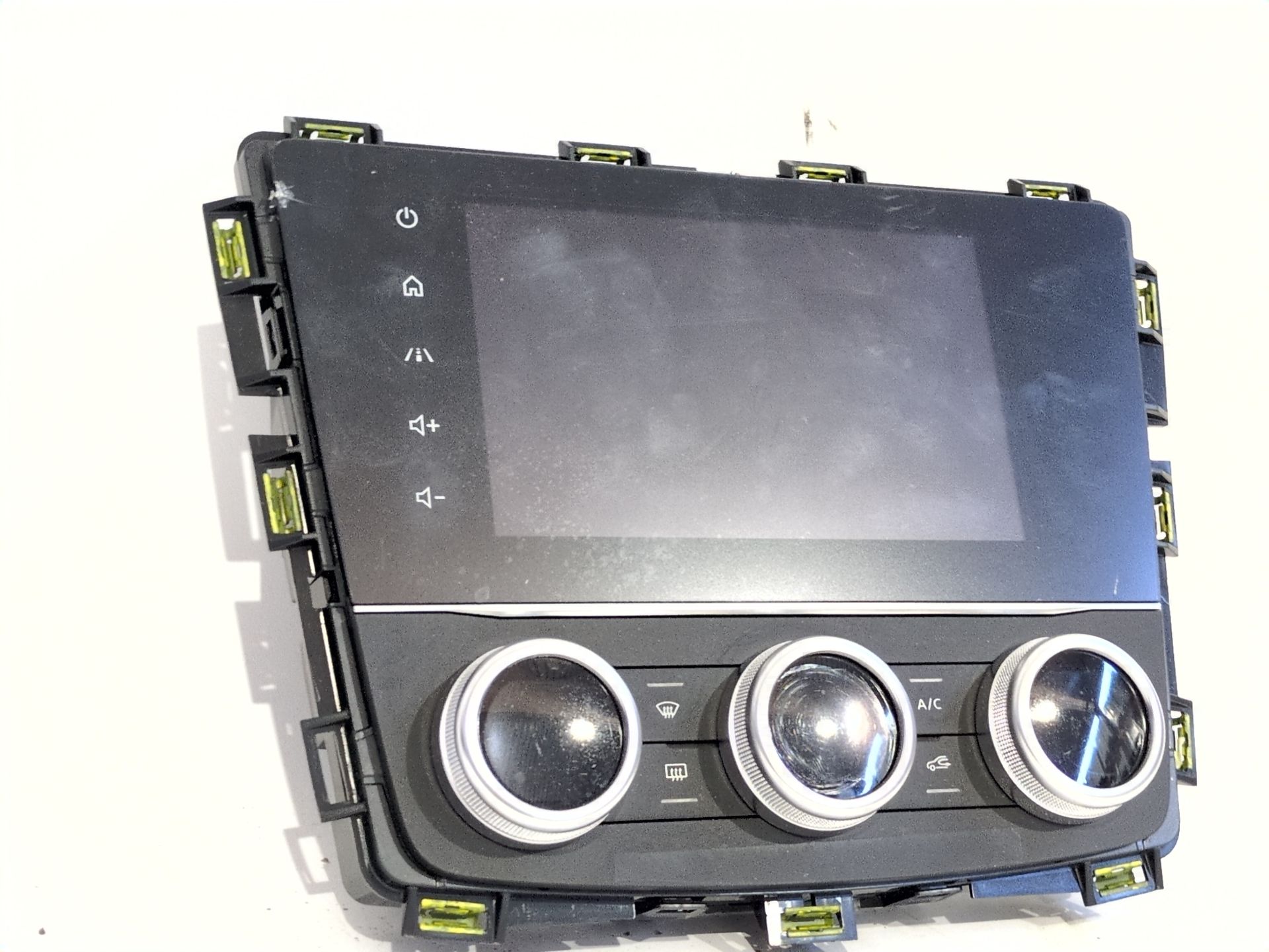 pantalla_multifuncion_280904293r_280902526r_renault_kadjar_ha_hl_1_5_blue_dci_115