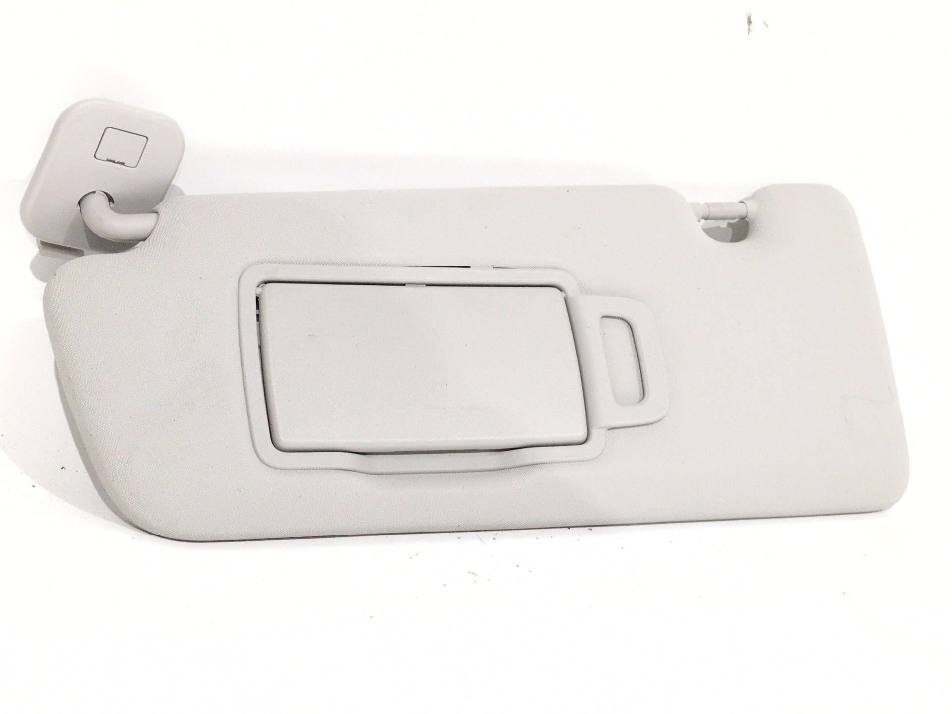 parasol_izquierdo_sin_referencia_renault_megane_iv_sedan_1_5_blue_dci_115_lva6