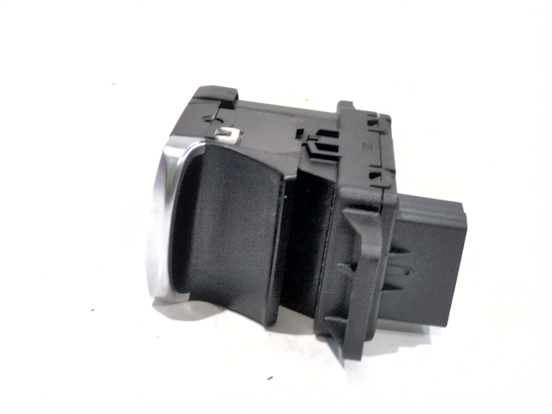 boton_freno_mano_sin_referencia_renault_megane_iv_sedan_1_5_blue_dci_115_lva6