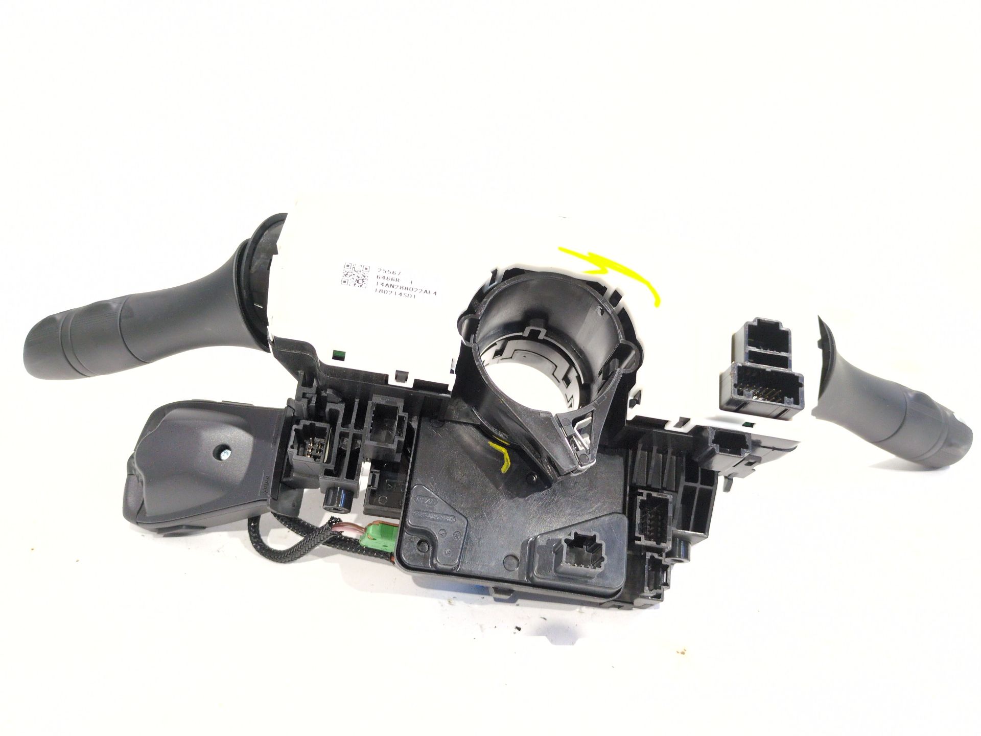 mando_multifuncion_255676466r_renault_megane_iv_sedan_1_5_blue_dci_115_lva6