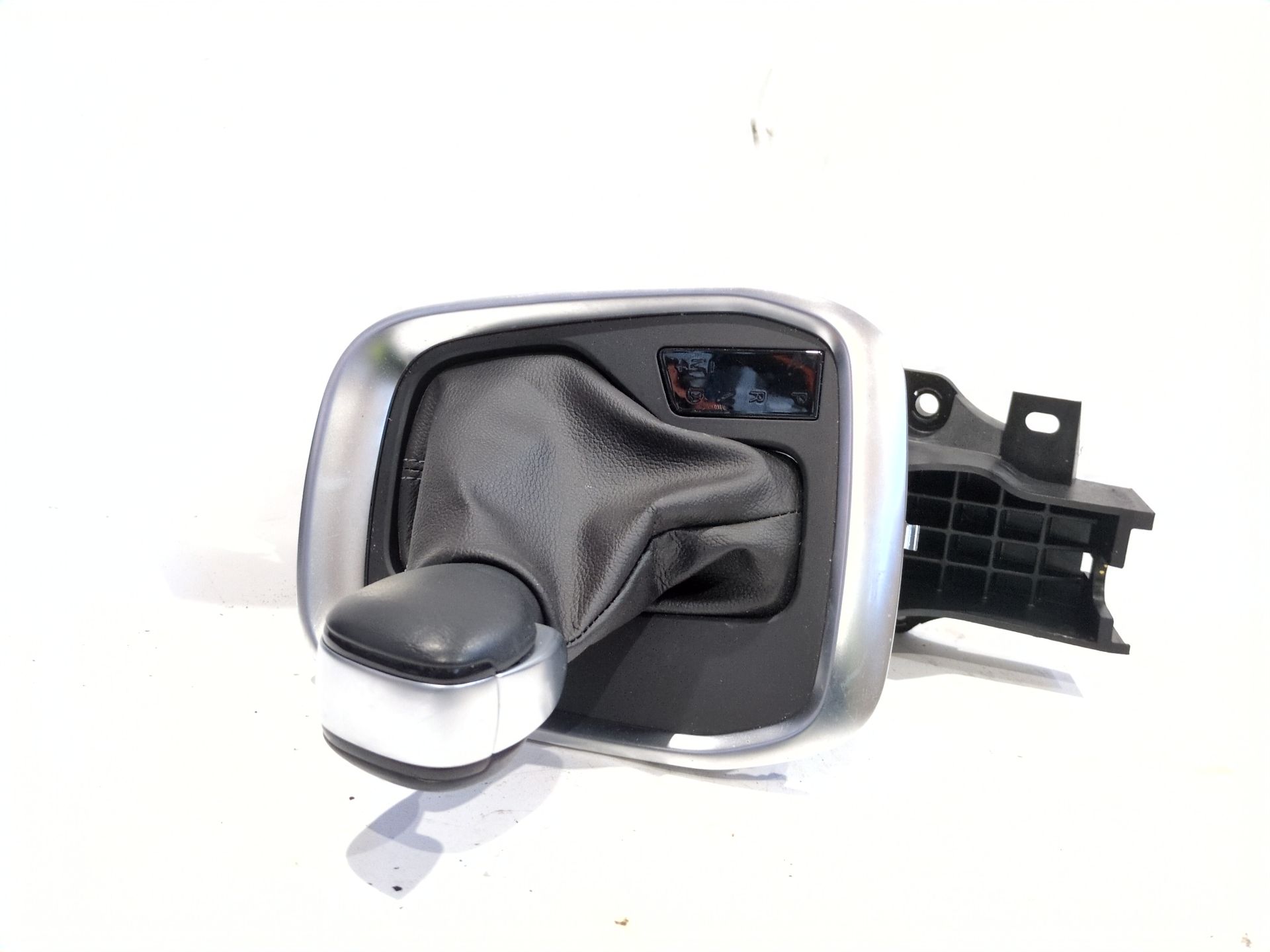 palanca_cambio_111193522_renault_megane_iv_sedan_1_5_blue_dci_115_lva6