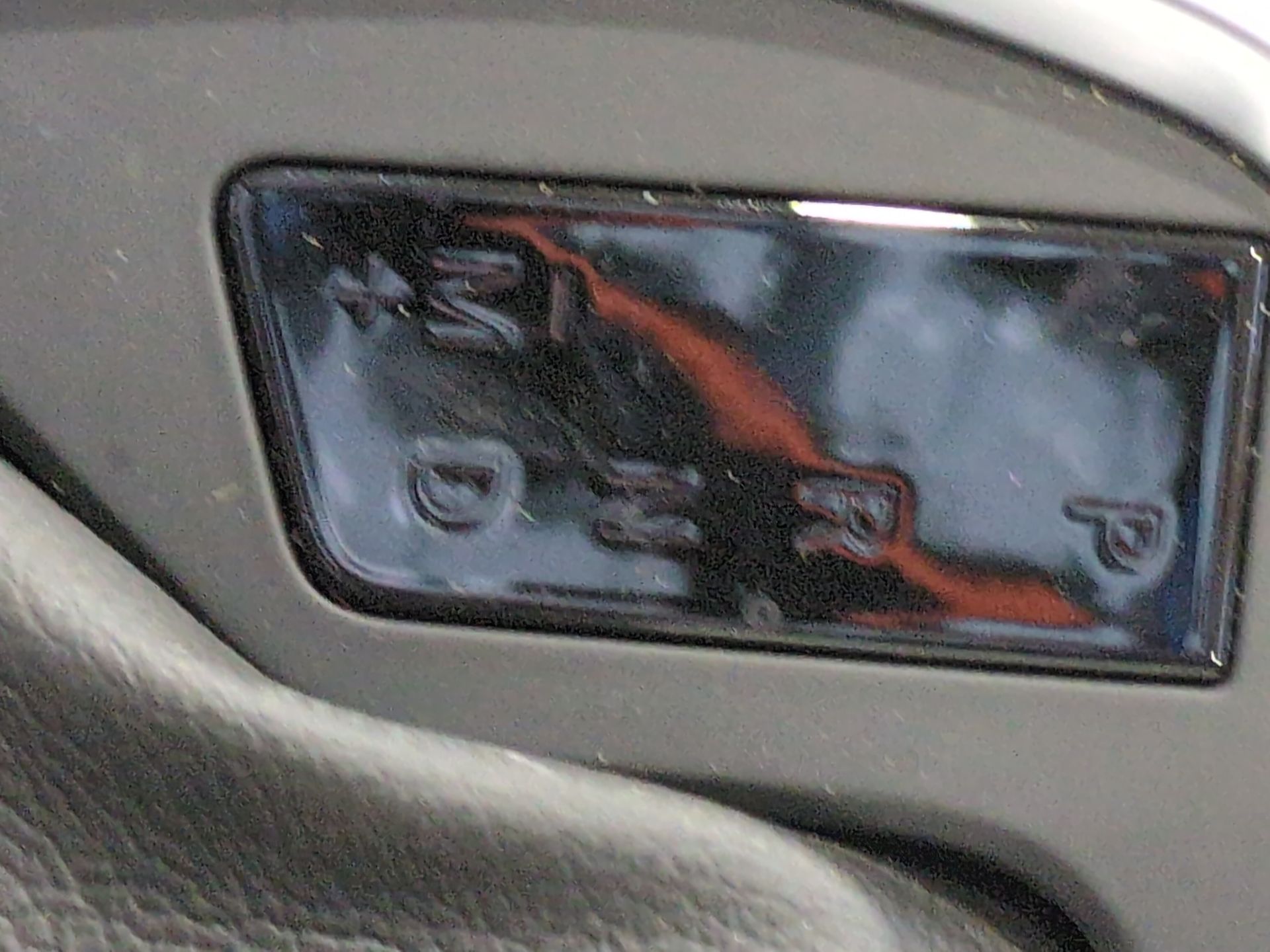 palanca_cambio_111193522_renault_megane_iv_sedan_1_5_blue_dci_115_lva6