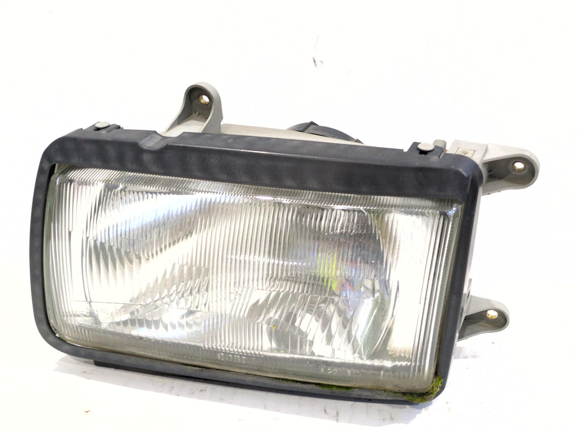 faro_izquierdo_0301154303_opel_frontera_b