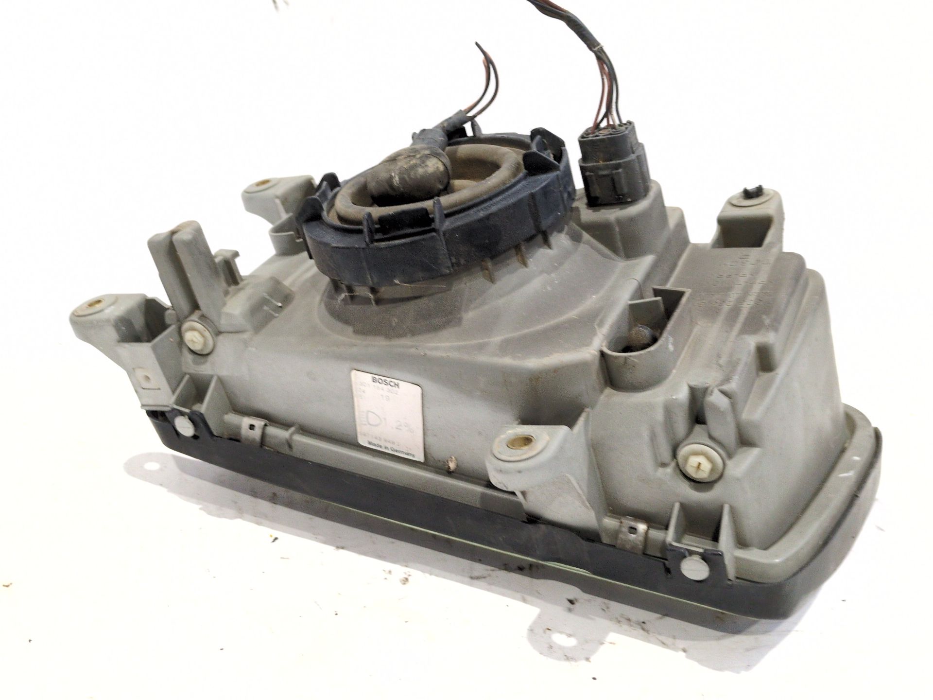 faro_derecho_0301154302_opel_frontera_b