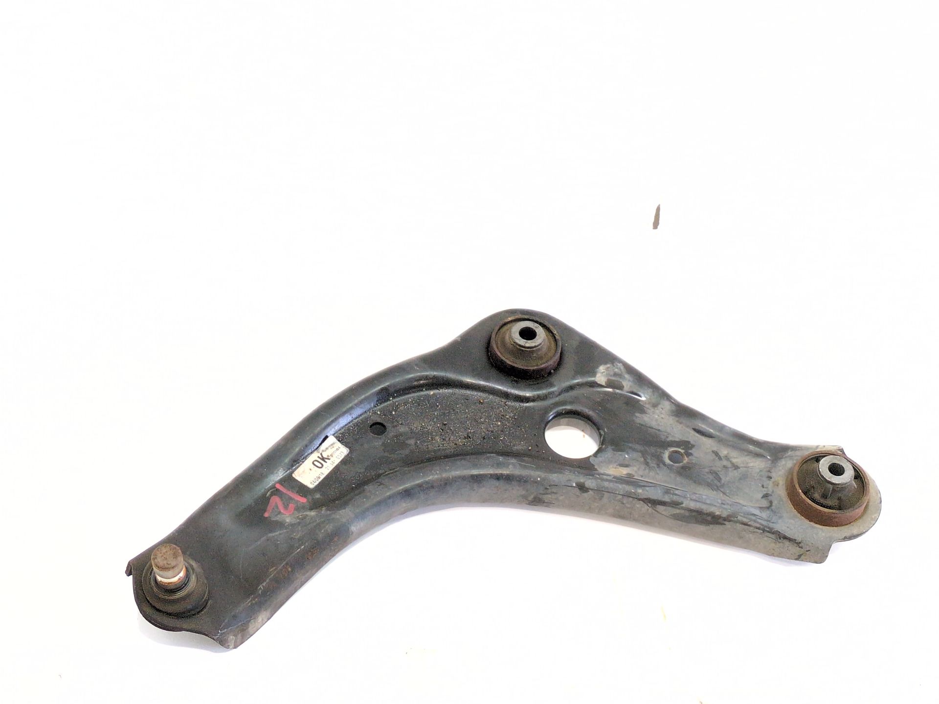 brazo_suspension_inferior_delantero_izquierdo_0573_renault_kadjar_ha_hl_1_5_blue_dci_115