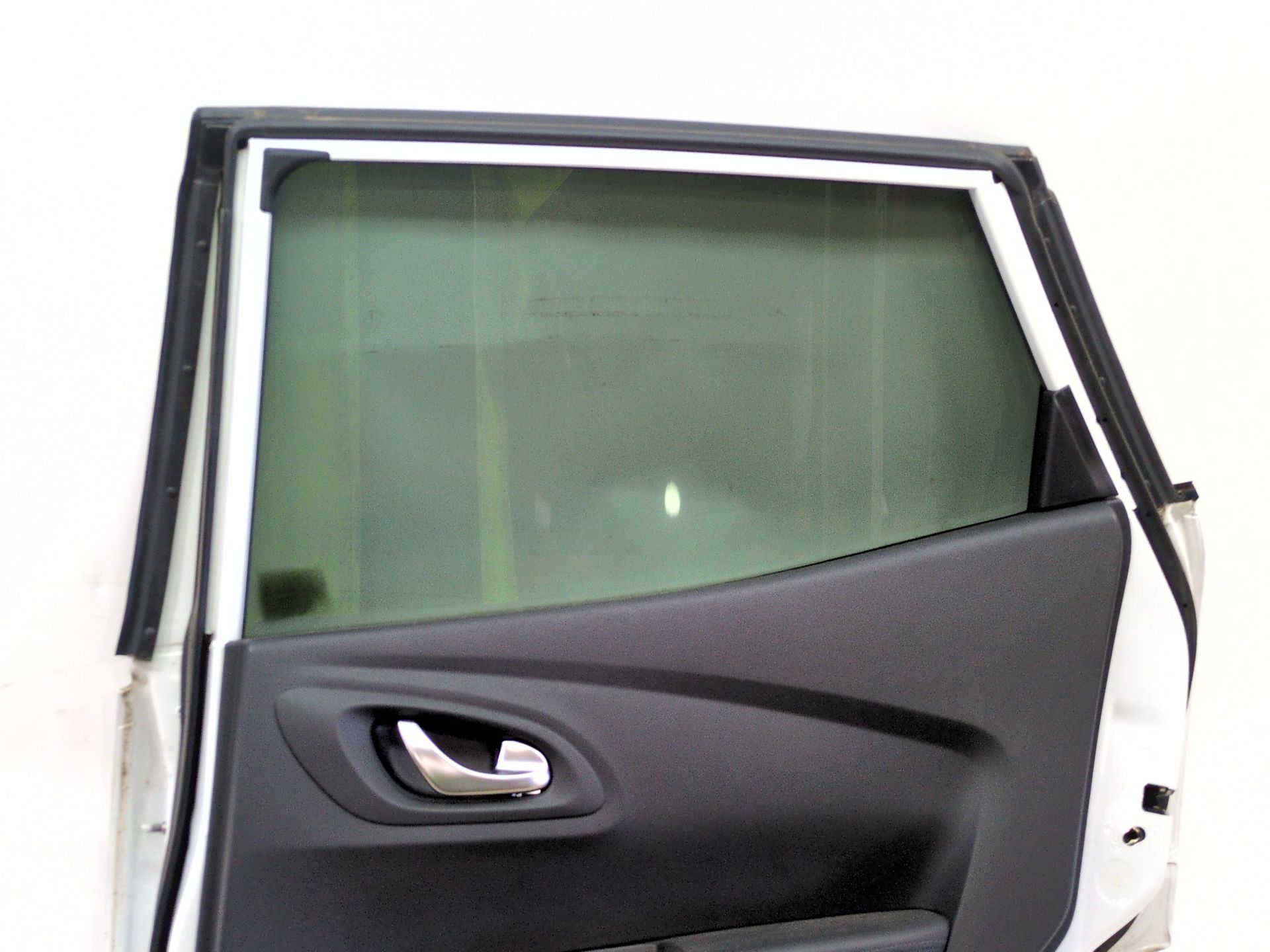 puerta_trasera_derecha_sin_referencia_renault_kadjar_ha_hl_1_5_blue_dci_115