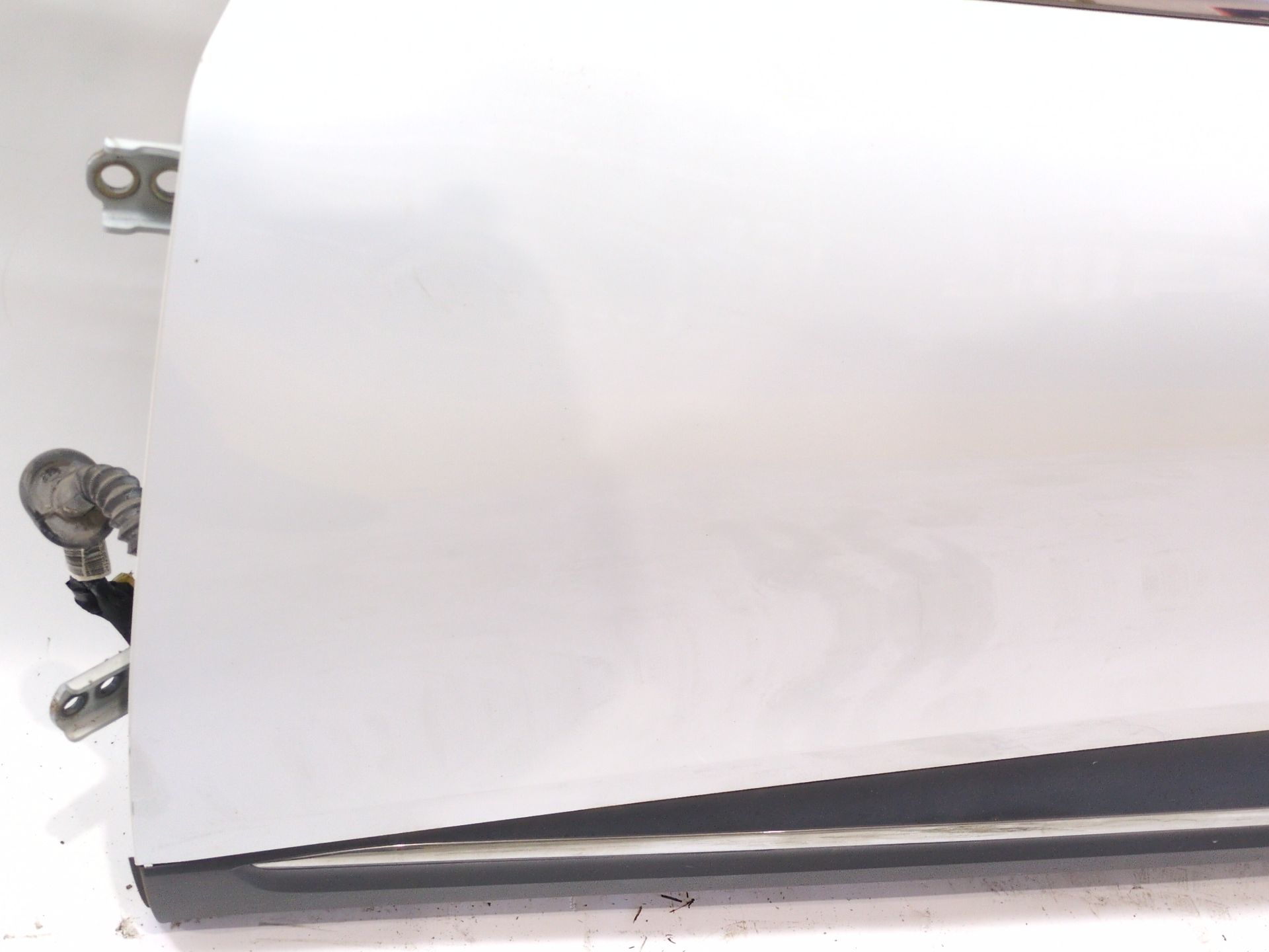 puerta_delantera_izquierda_801016831r_ice_white_bc_ov369_renault_kadjar_ha_hl_1_5_blue_dci_115