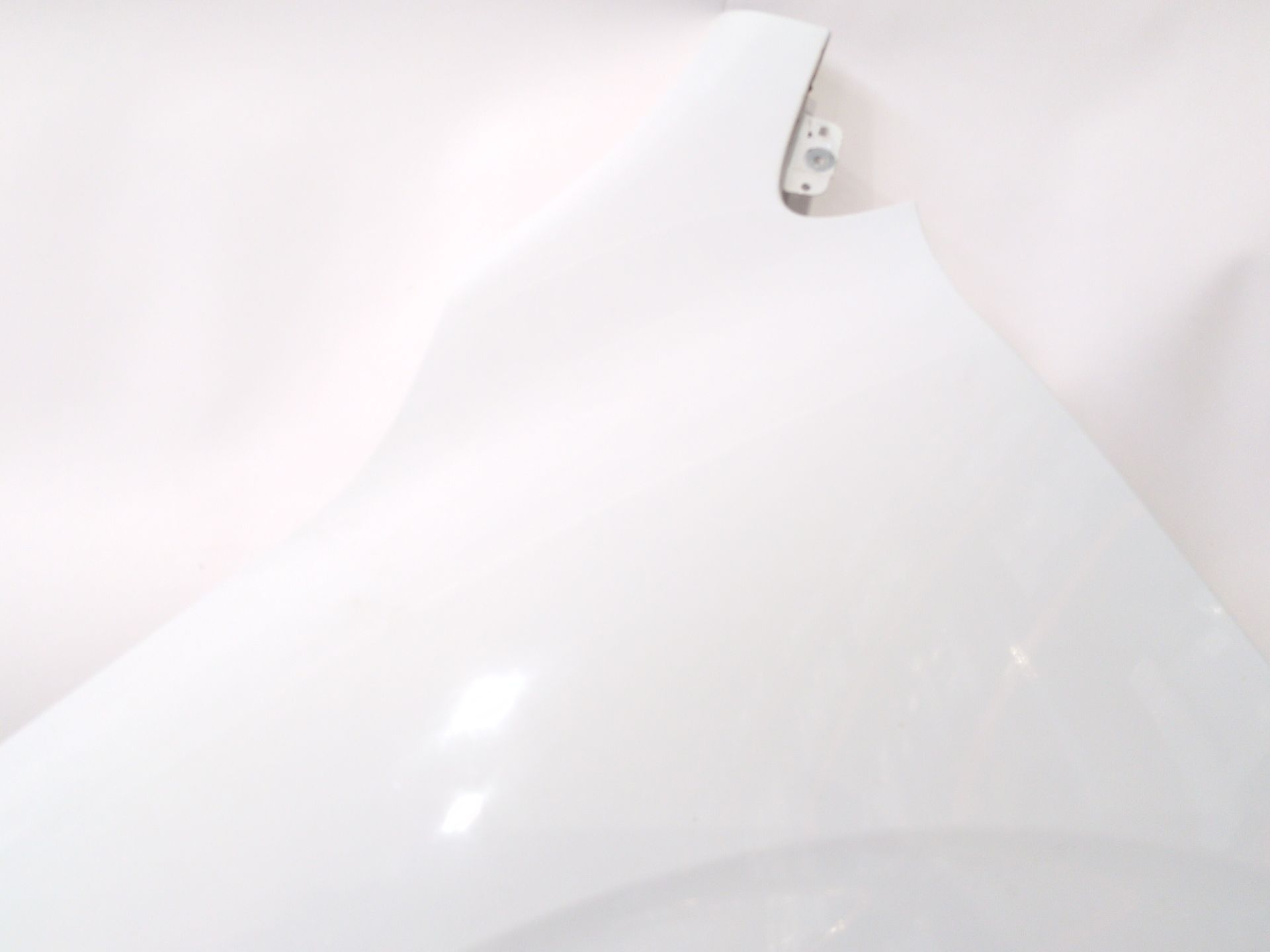 aleta_delantera_izquierda_631013206r_ice_white_bc_ov369_renault_kadjar_ha_hl_1_5_blue_dci_115