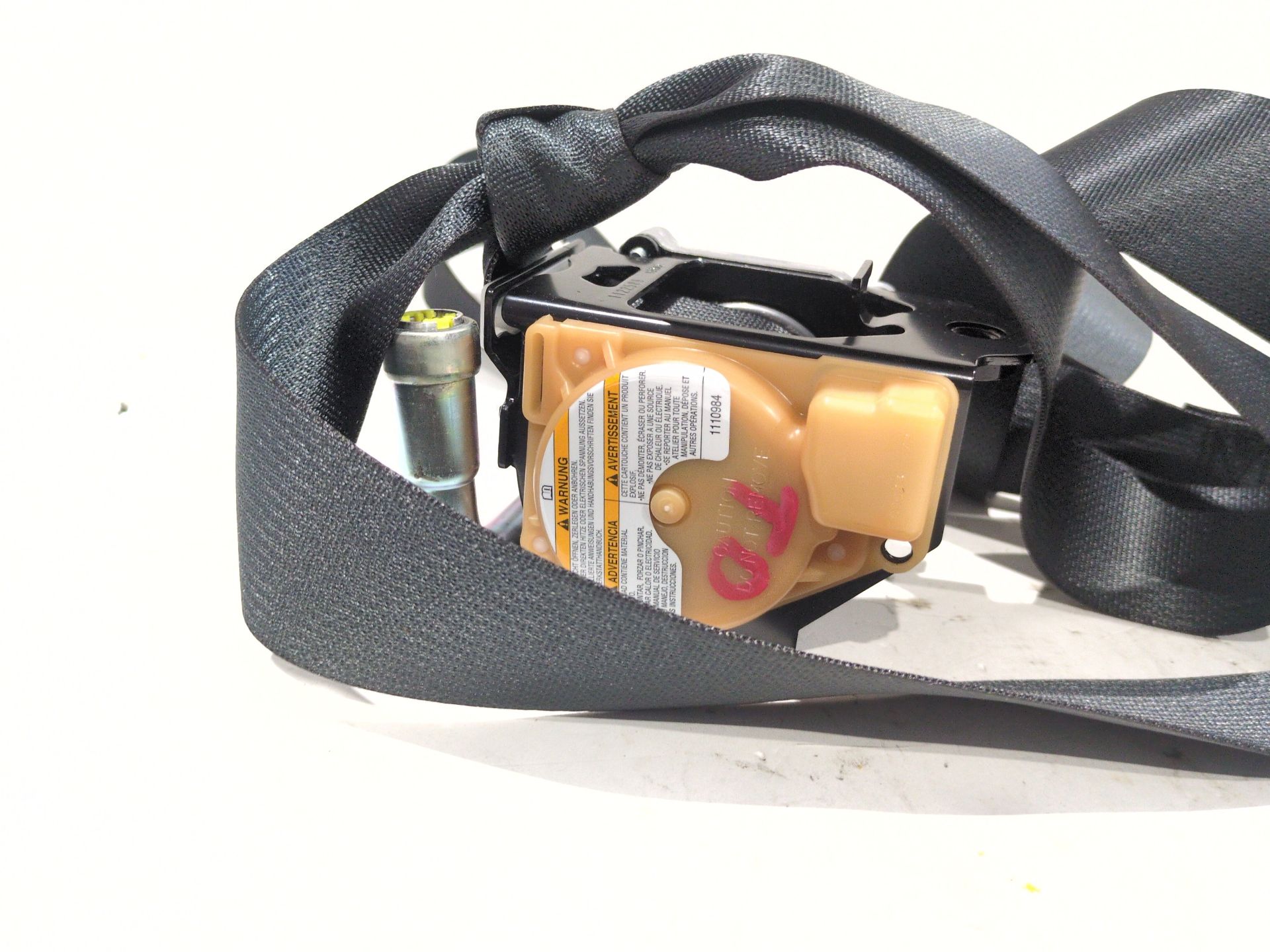 cinturon_seguridad_trasero_derecho_888419687r_renault_kadjar_ha_hl_1_5_blue_dci_115