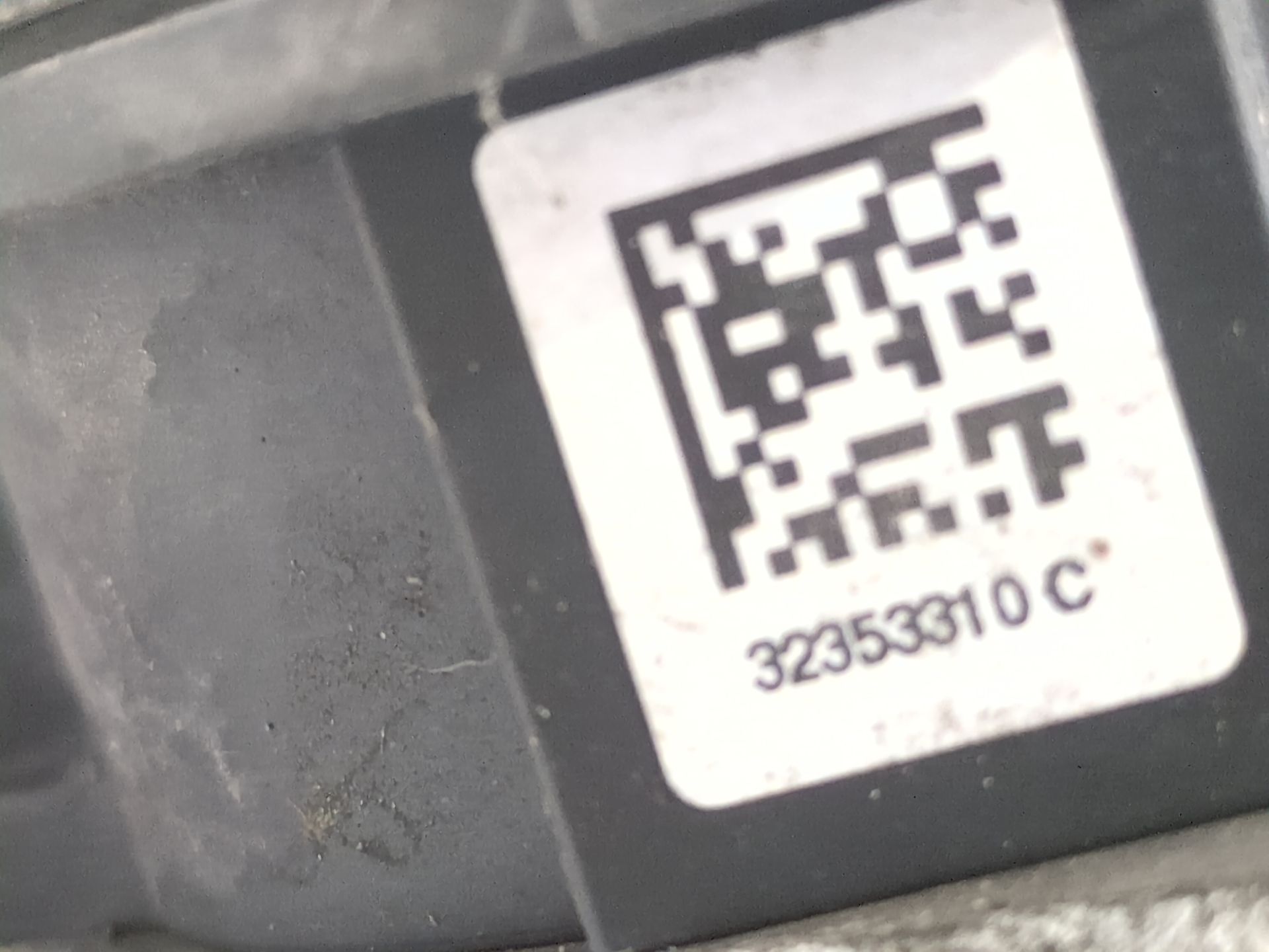 pinza_freno_trasera_derecha_32353310c_renault_kadjar_ha_hl_1_5_blue_dci_115