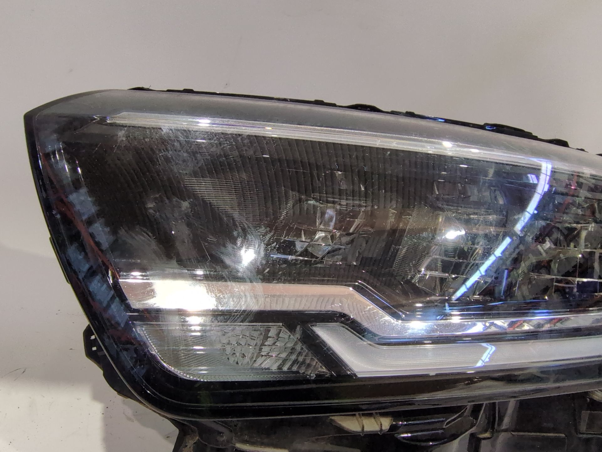 faro_izquierdo_260608525r_renault_kangoo_iii_monospace_blue_dci_95_kjab