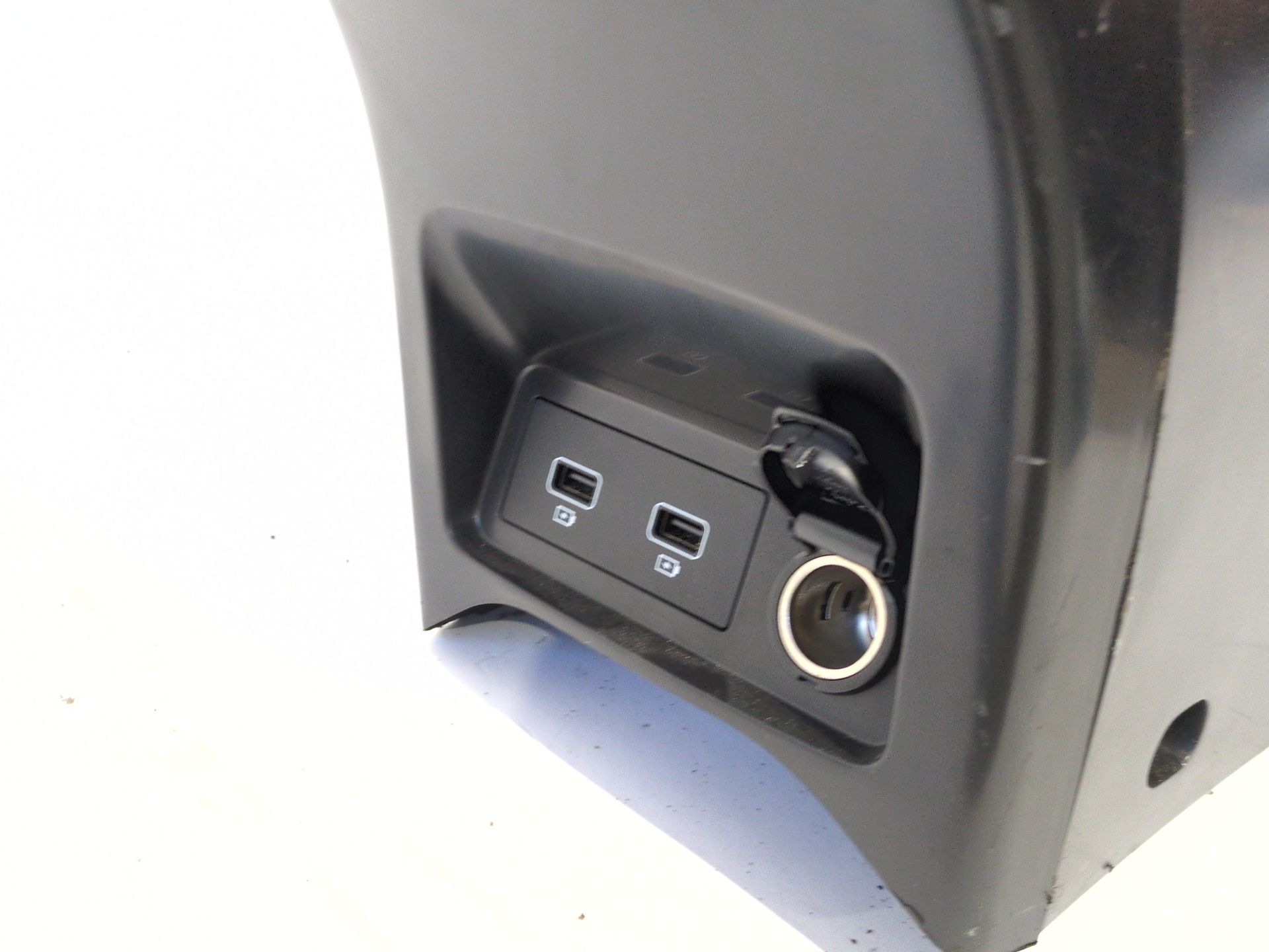 apoyabrazos_central_969105820r_renault_kadjar_ha_hl_1_5_blue_dci_115